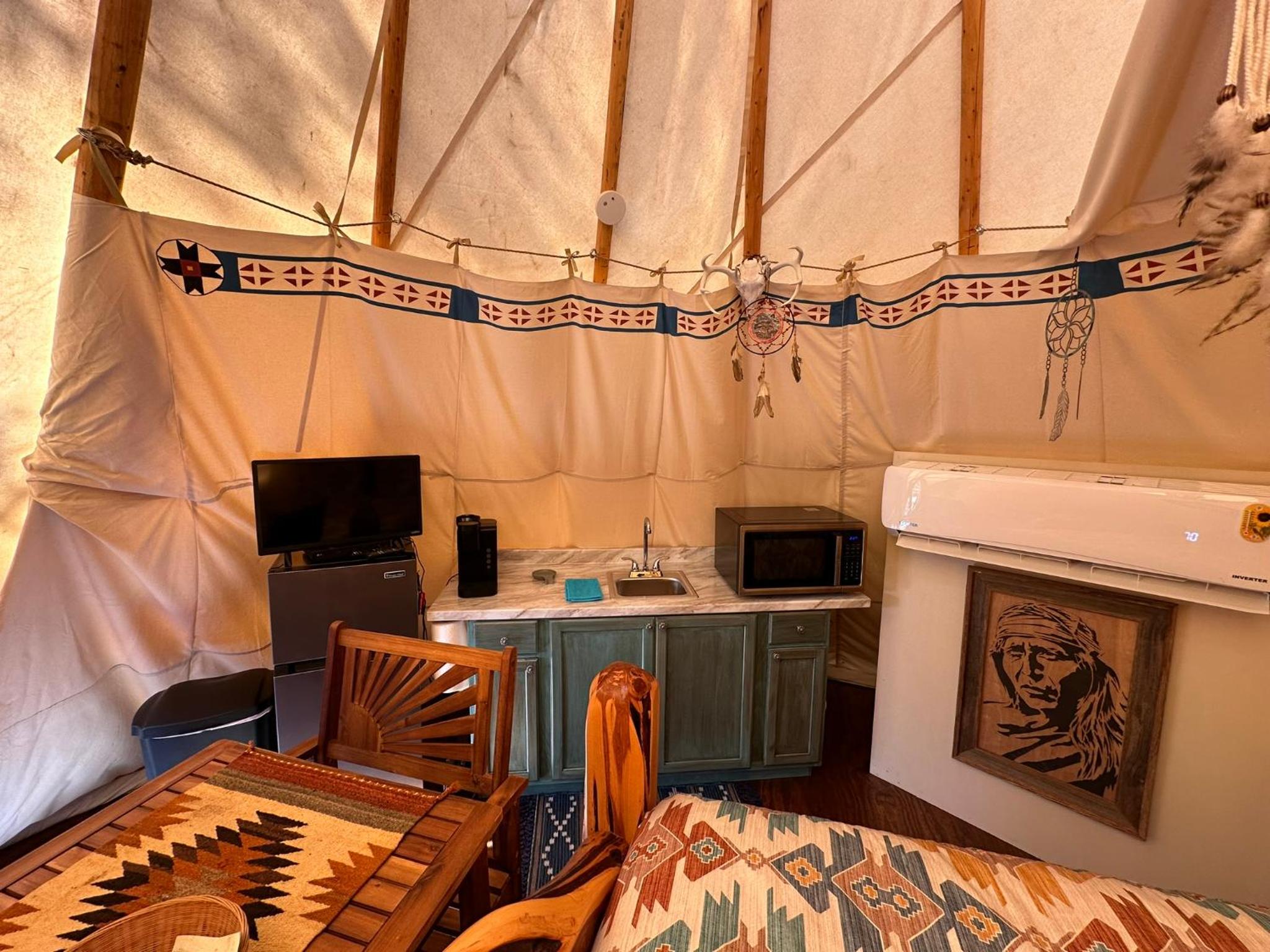 Bandera Stronghold - Cochise Tipi view 5