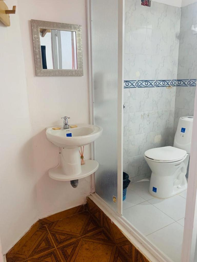 Hospedaje 3 Esquinas
