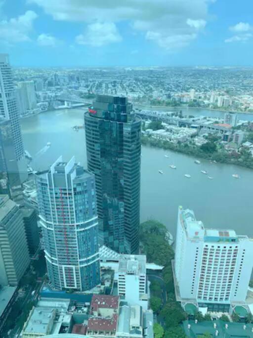 Brisbane Vacations - Want to live amongst the clouds? - Property Image 7