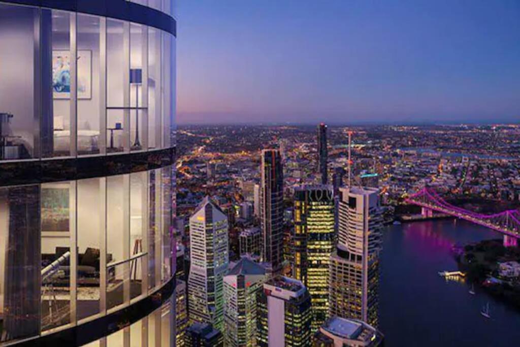 Brisbane Vacations - Want to live amongst the clouds? - Property Image 4