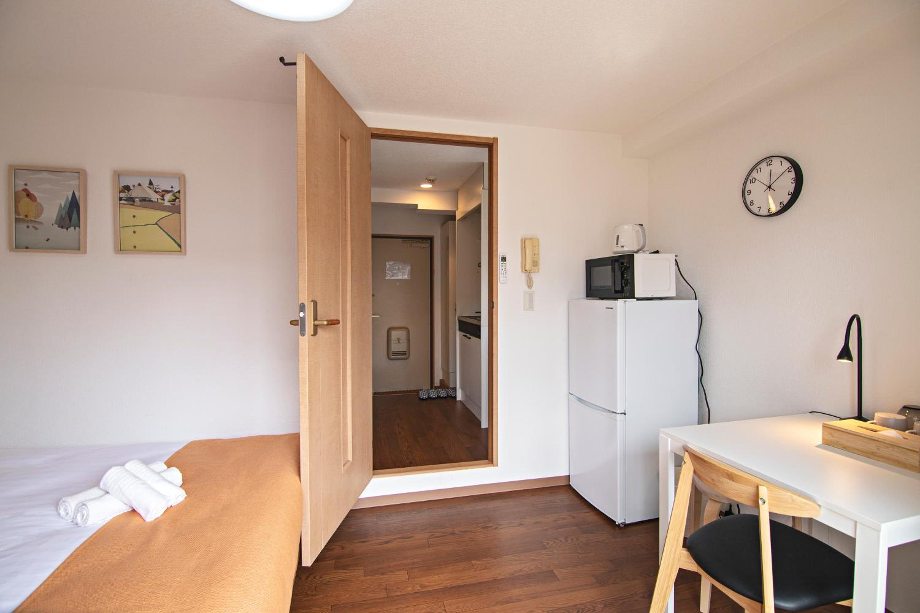 Namba Apartment 3 min walk from Imamiya or Daikokucho station