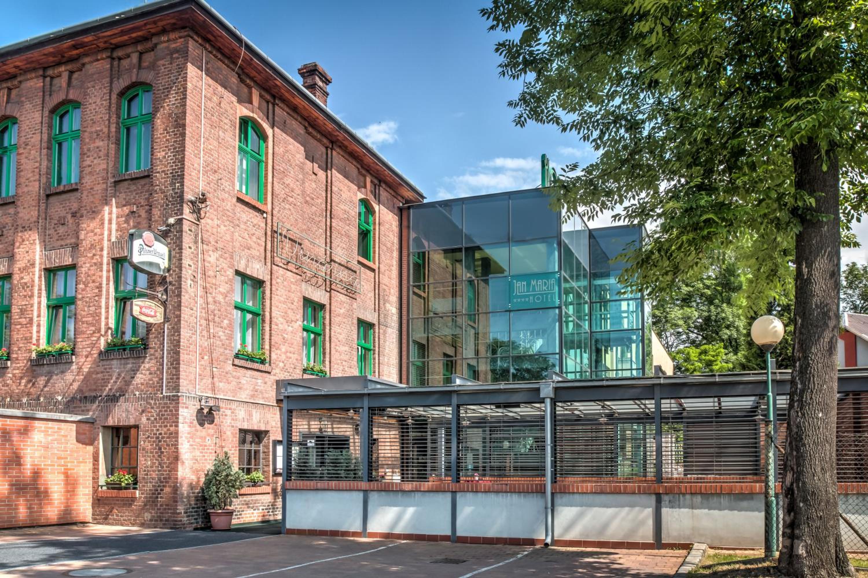 Hotel Jan Maria Hotel & Restaurant - Image 1