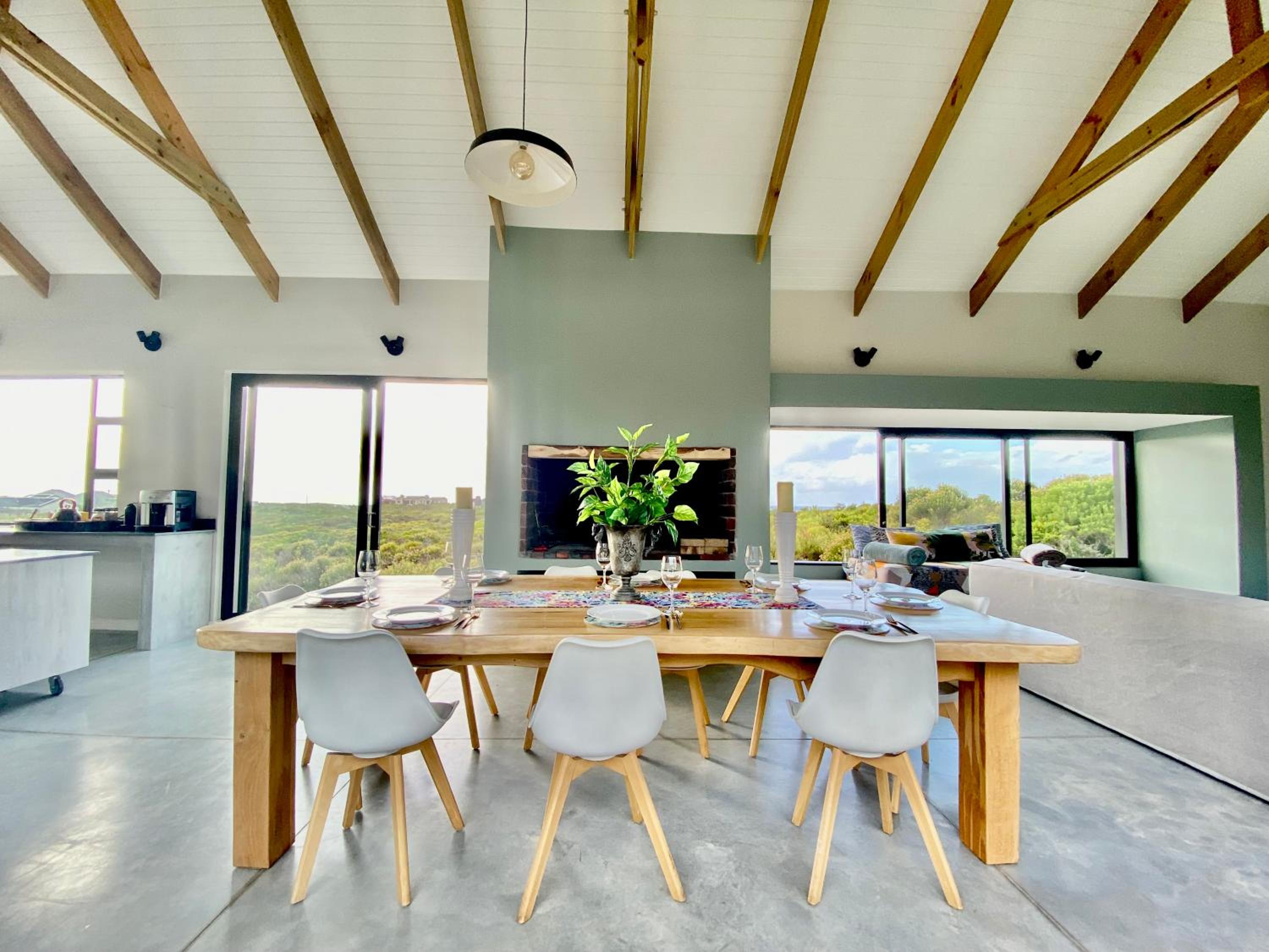 Cast Away at Romansbaai - Salted Fynbos Staying view 3