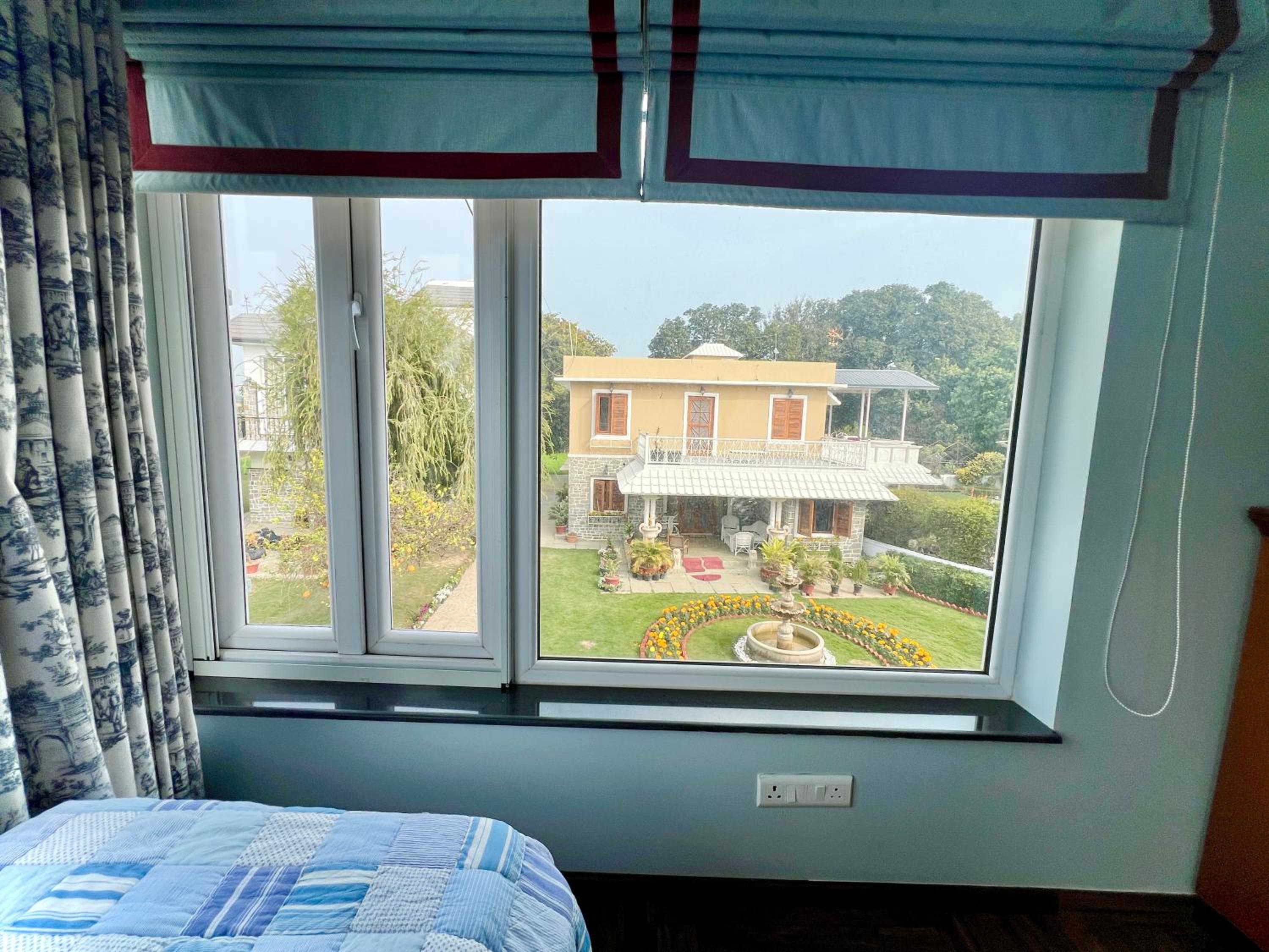 Brigadier Farm Stay Sunset Room view 4