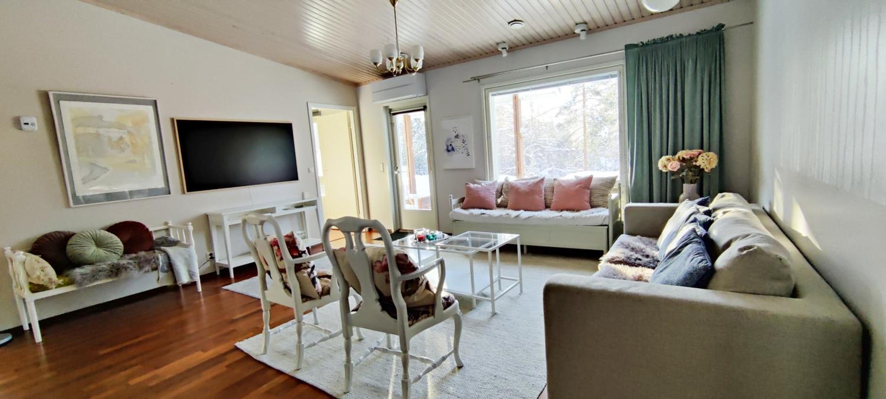 Nordic Villa in Rovaniemi with a Private Sledding Hill, Sauna & Cozy Family Stay