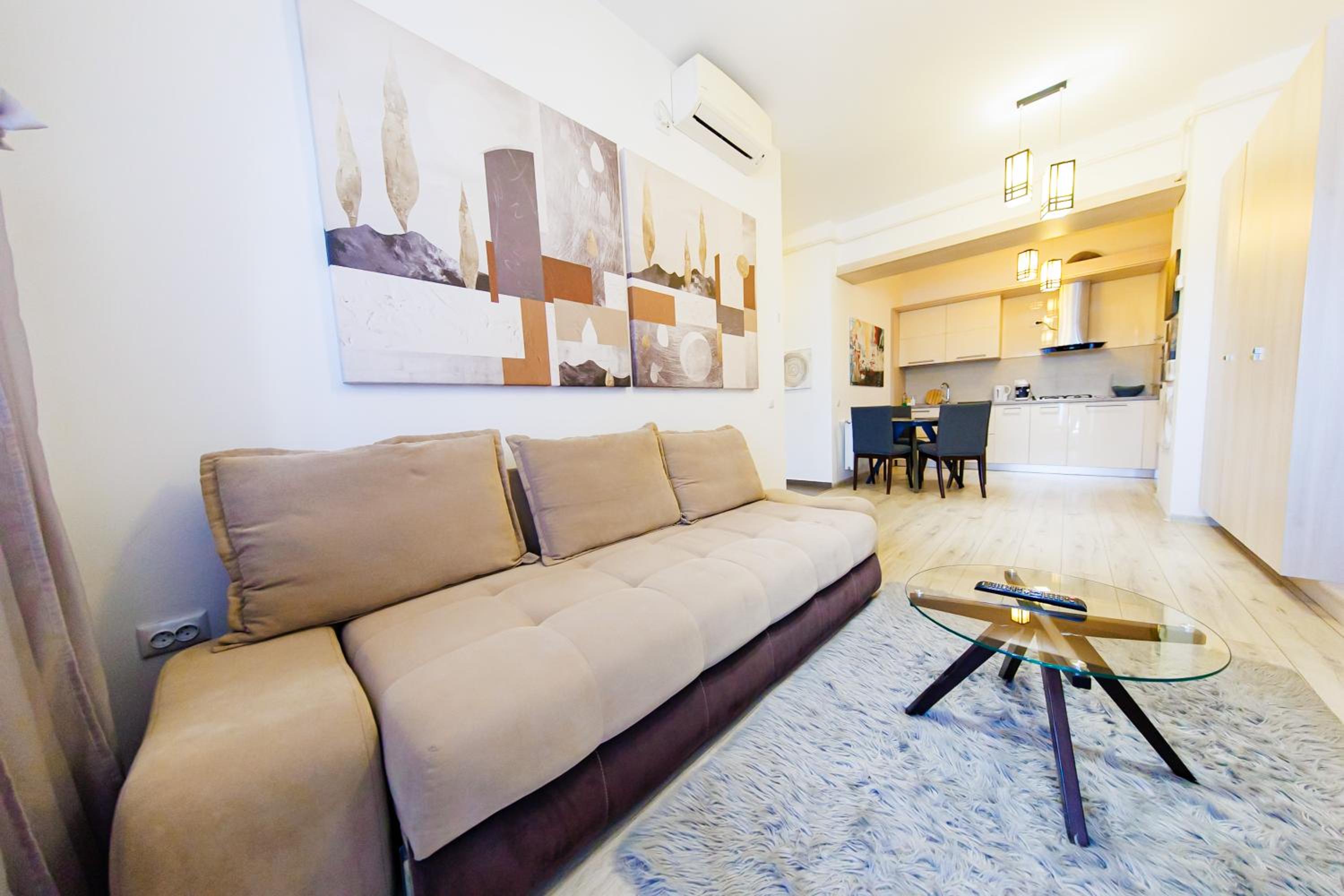 TOD APARTMENTS Palas Mall - Parking Option view 3