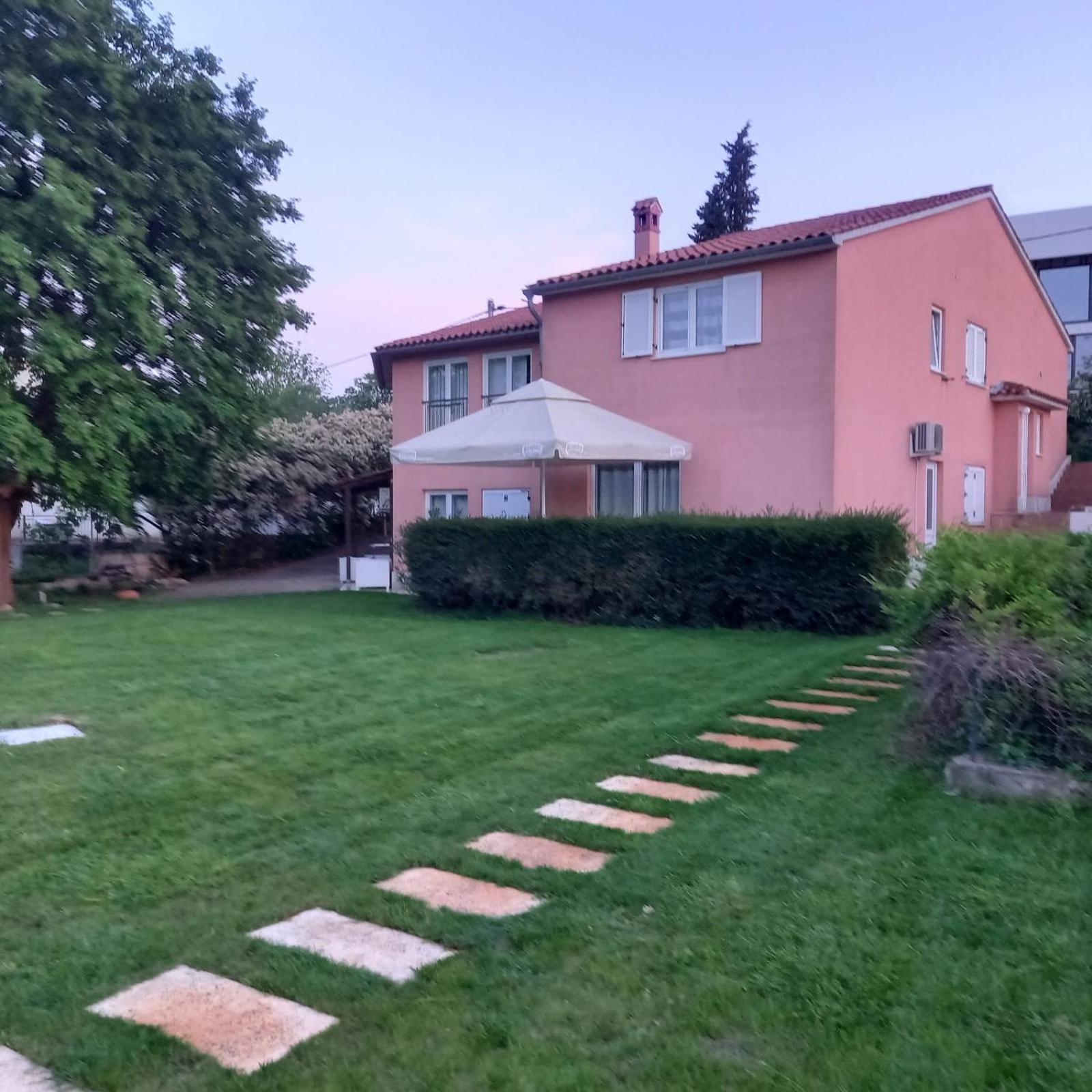 Villa Vintiana