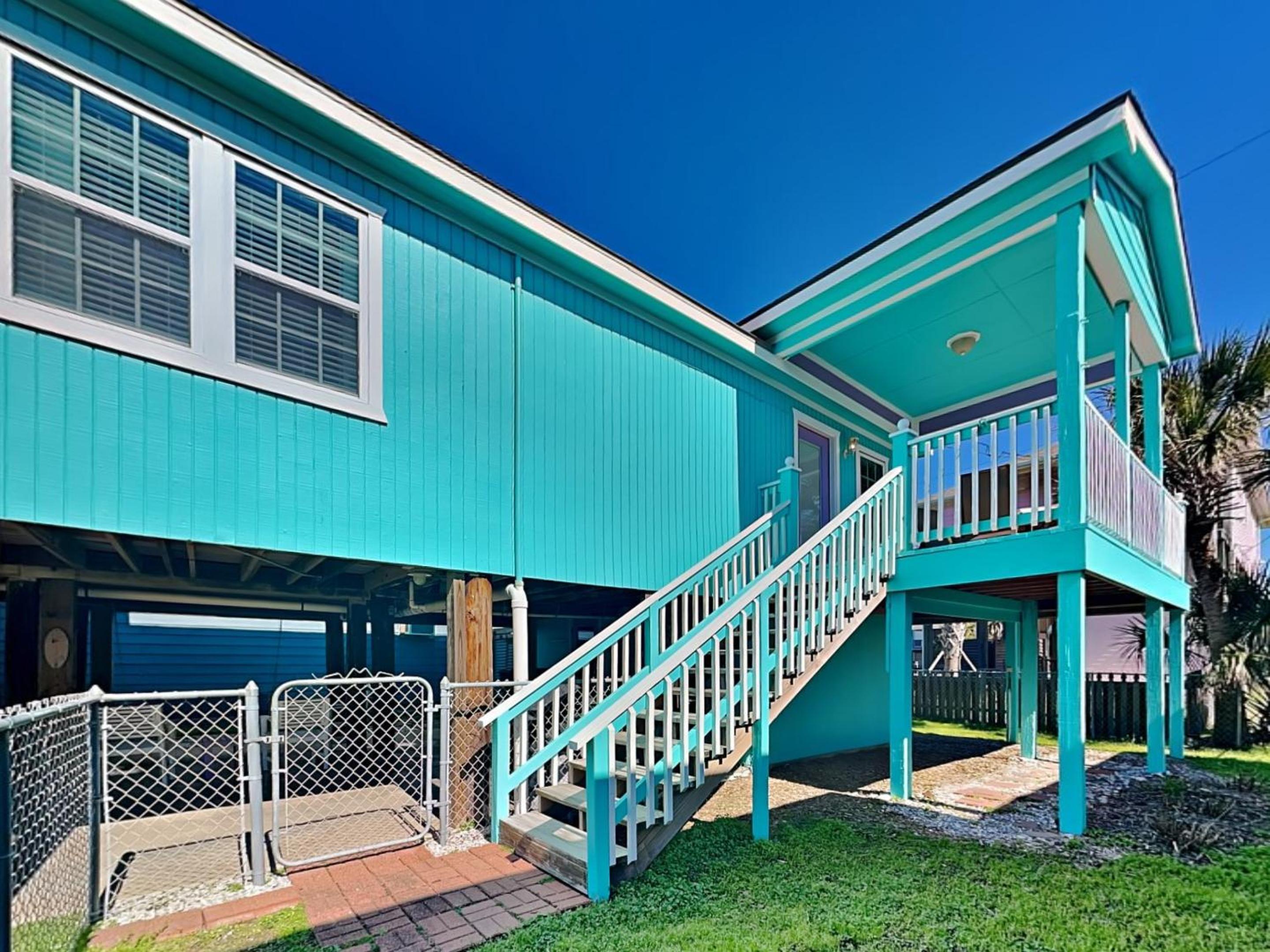 Galveston Vacations - Blue Curlew - Property Image 1