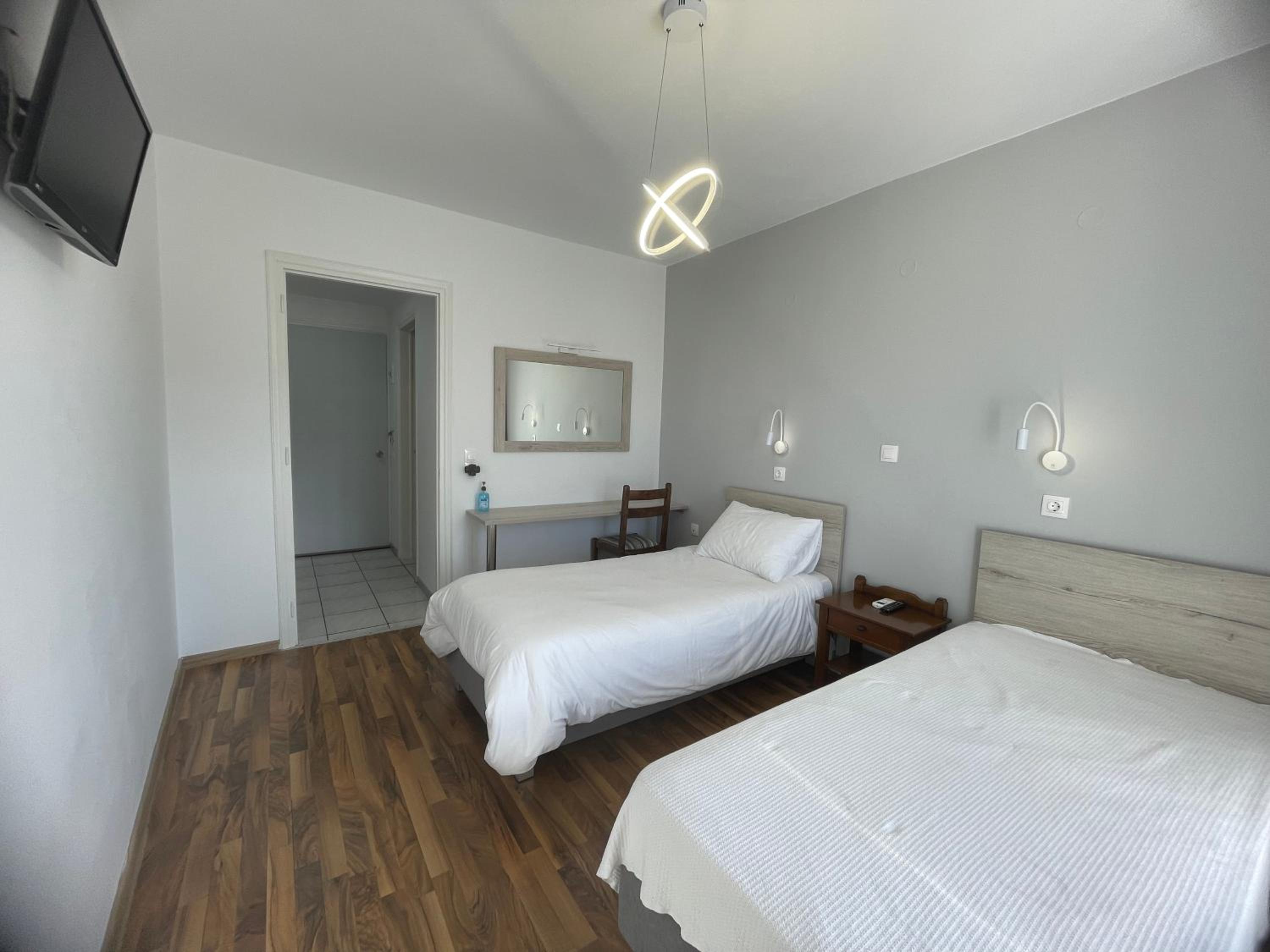 Anthousa Hotel