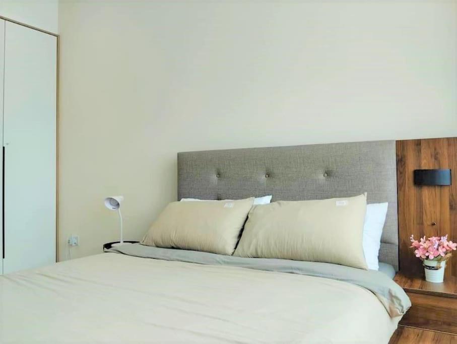 Borneo Modern Couple Suite Riverine Kuching photo 2