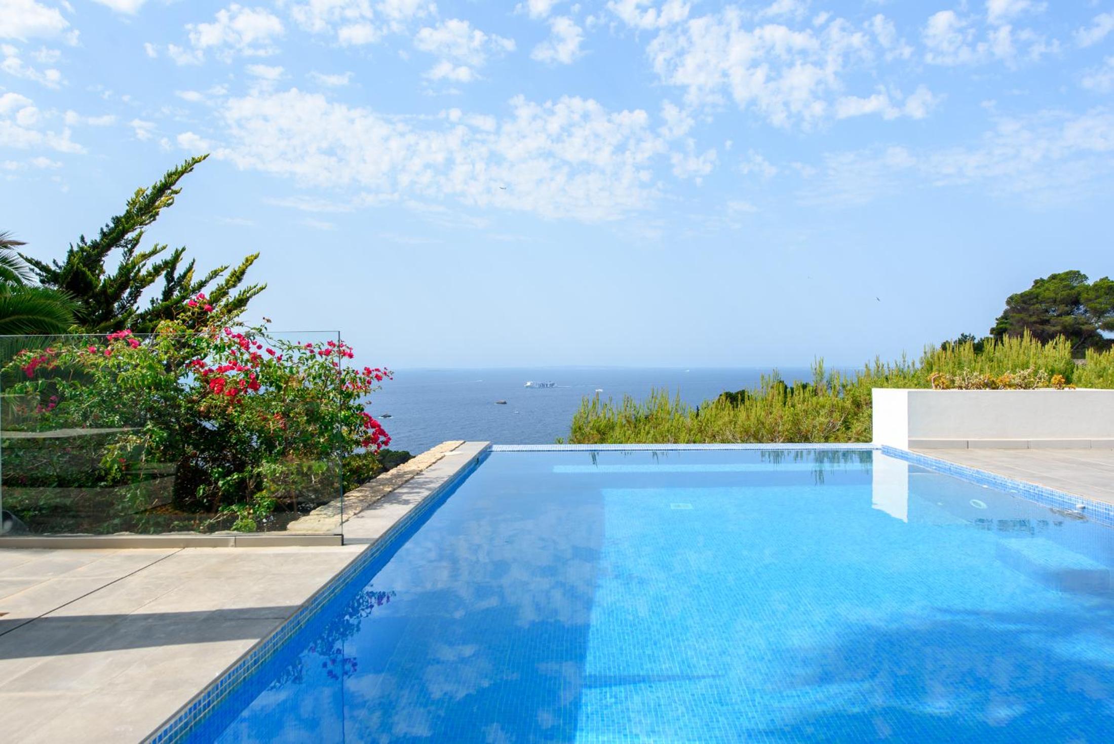 Villa Nineten view 2