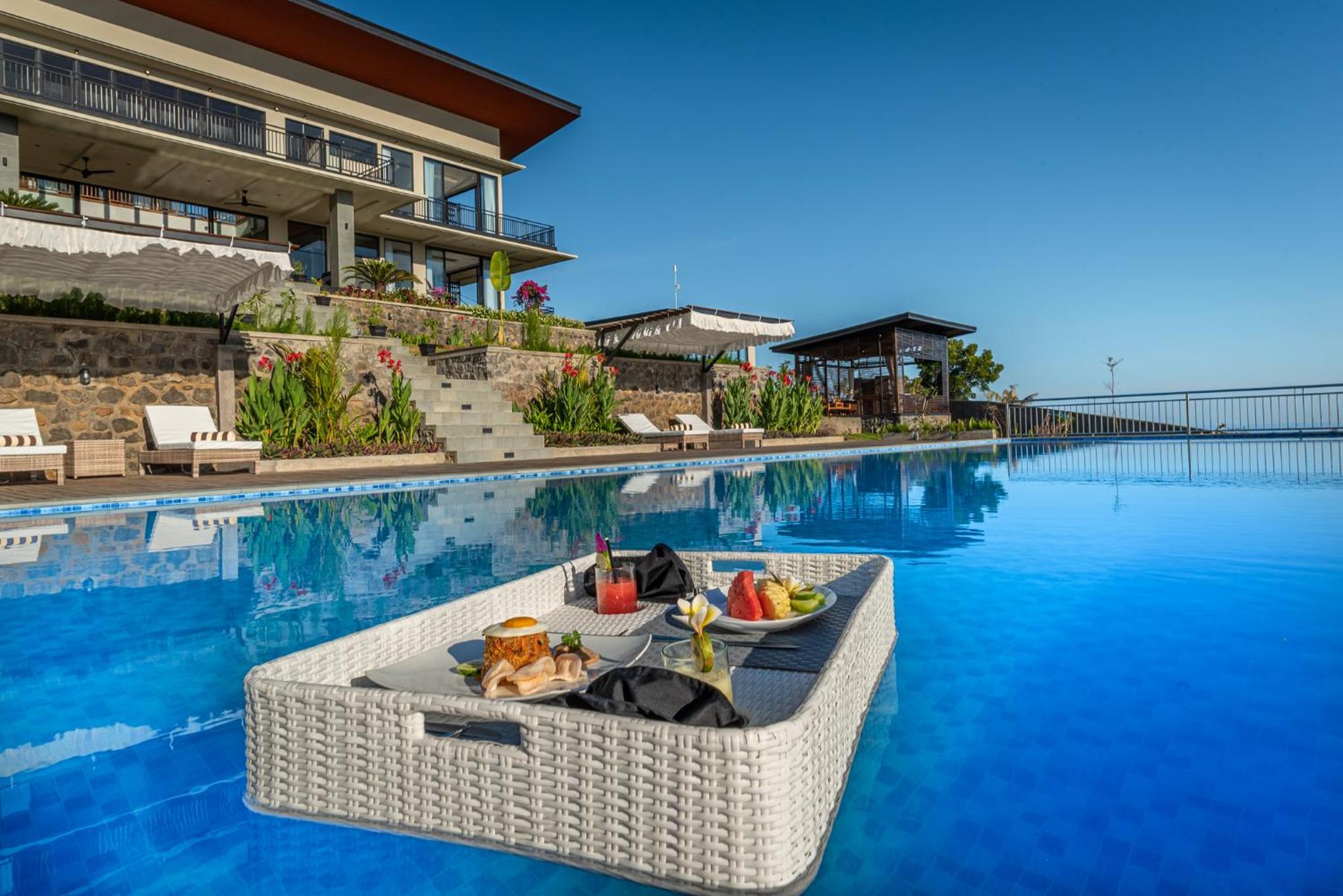 THE most luxury 5BR villa in Lovina! Stunning Outlook! view 2