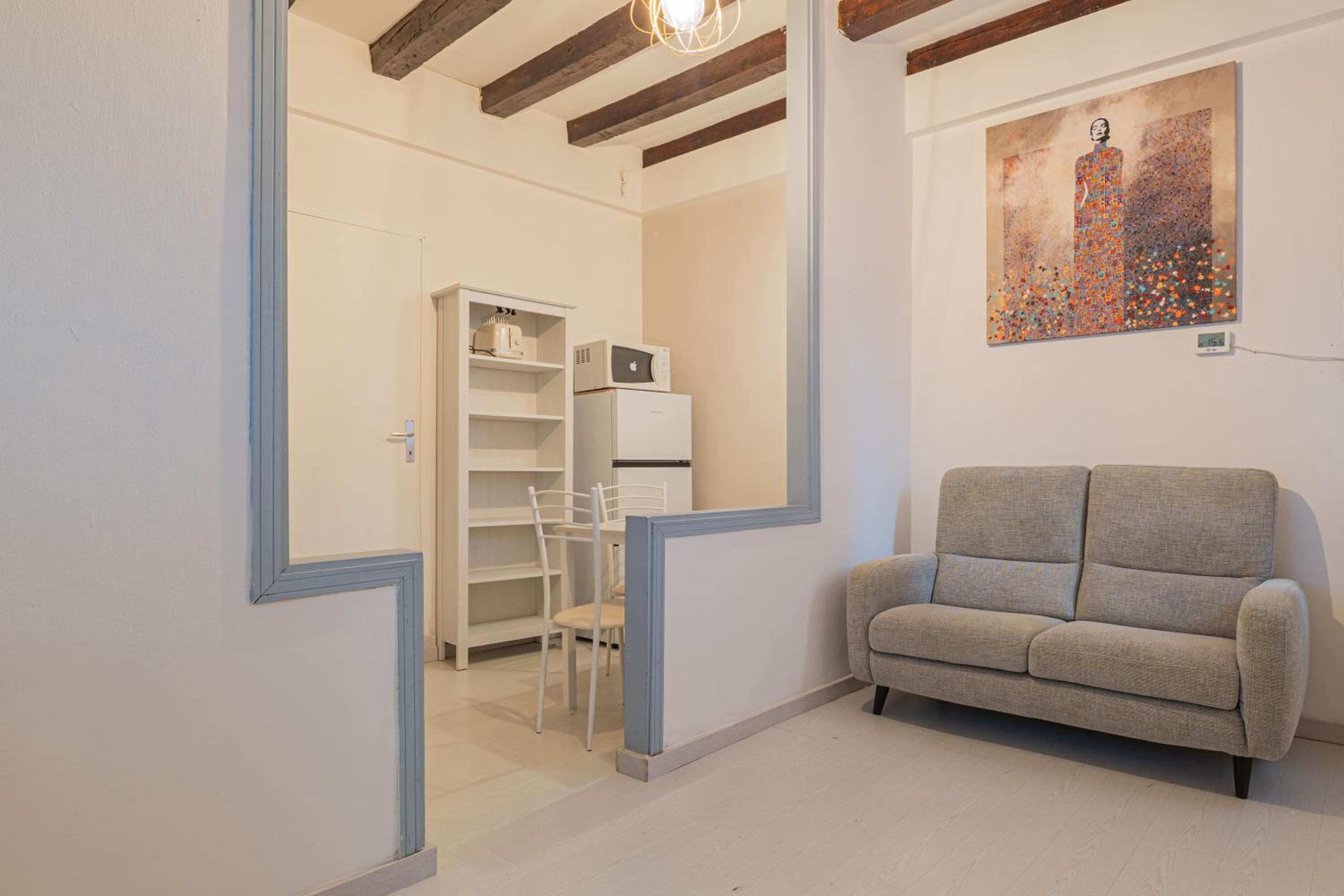 Juliet’s Paradise House - main view