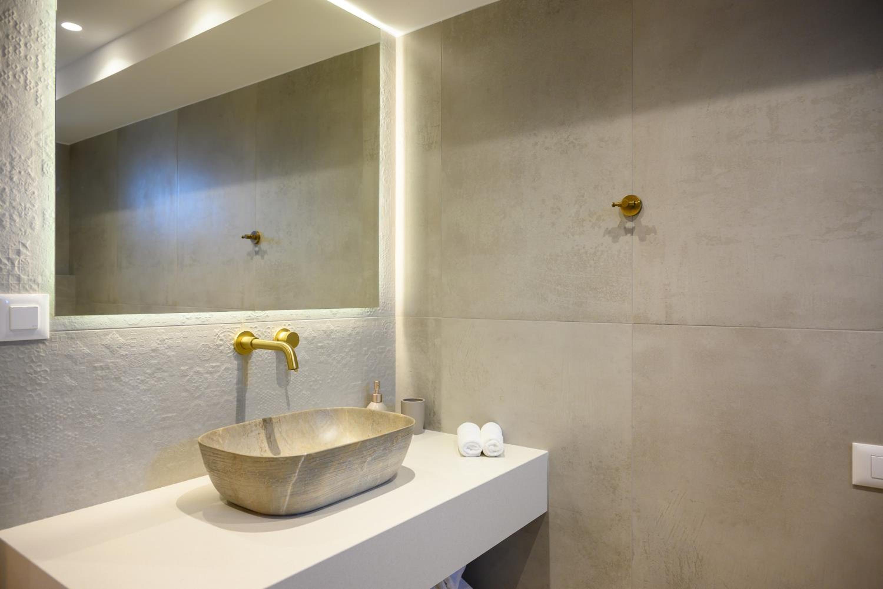Antheon Apartment 1 view 3