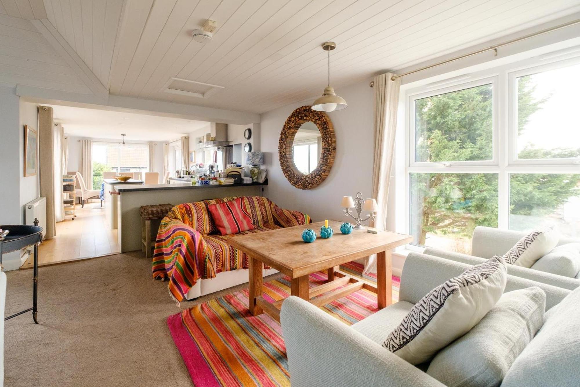 Fishermans Loft - A seaside house in Thorpeness with direct access to the beach - Aldeburgh Coastal Cottages