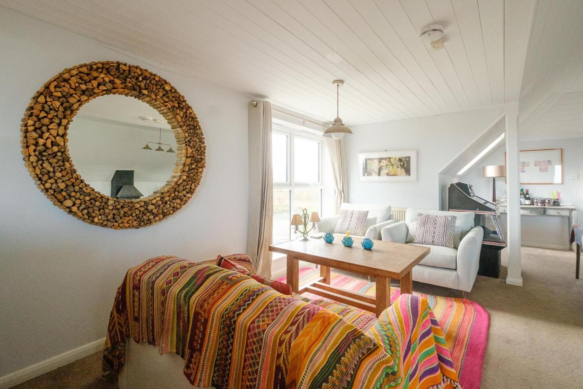 Fishermans Loft - A seaside house in Thorpeness with direct access to the beach - Aldeburgh Coastal Cottages