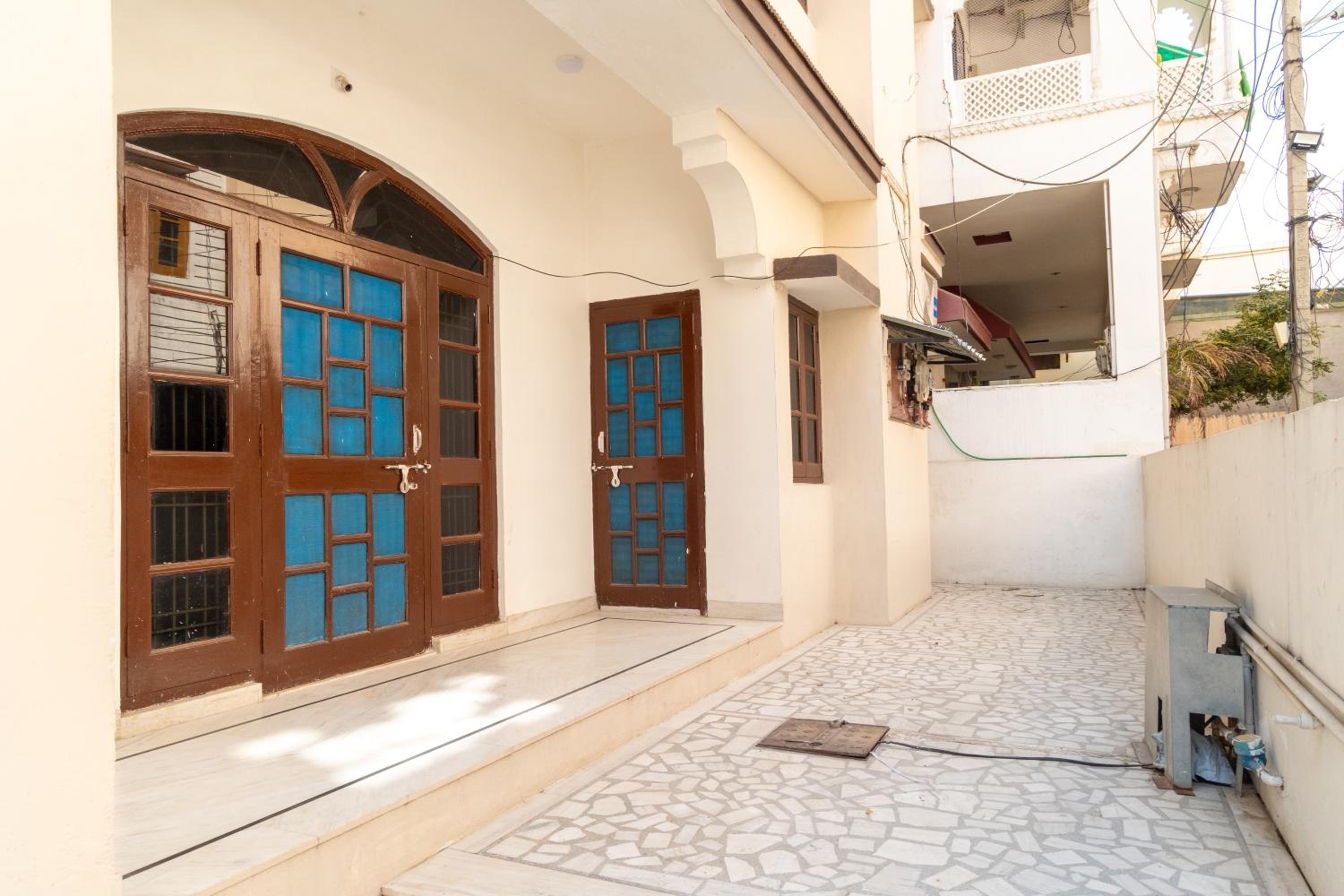 BURHANI MANZIL a Premium 2BHK accomodation by Epitome-stays view 3
