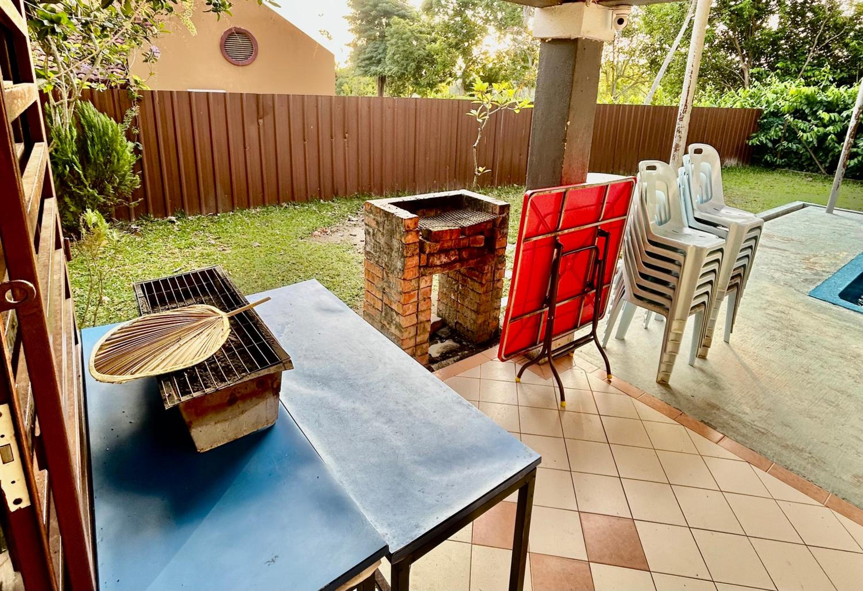 A Famosa resort villa 25pax bbq karaoke snuker photo 3