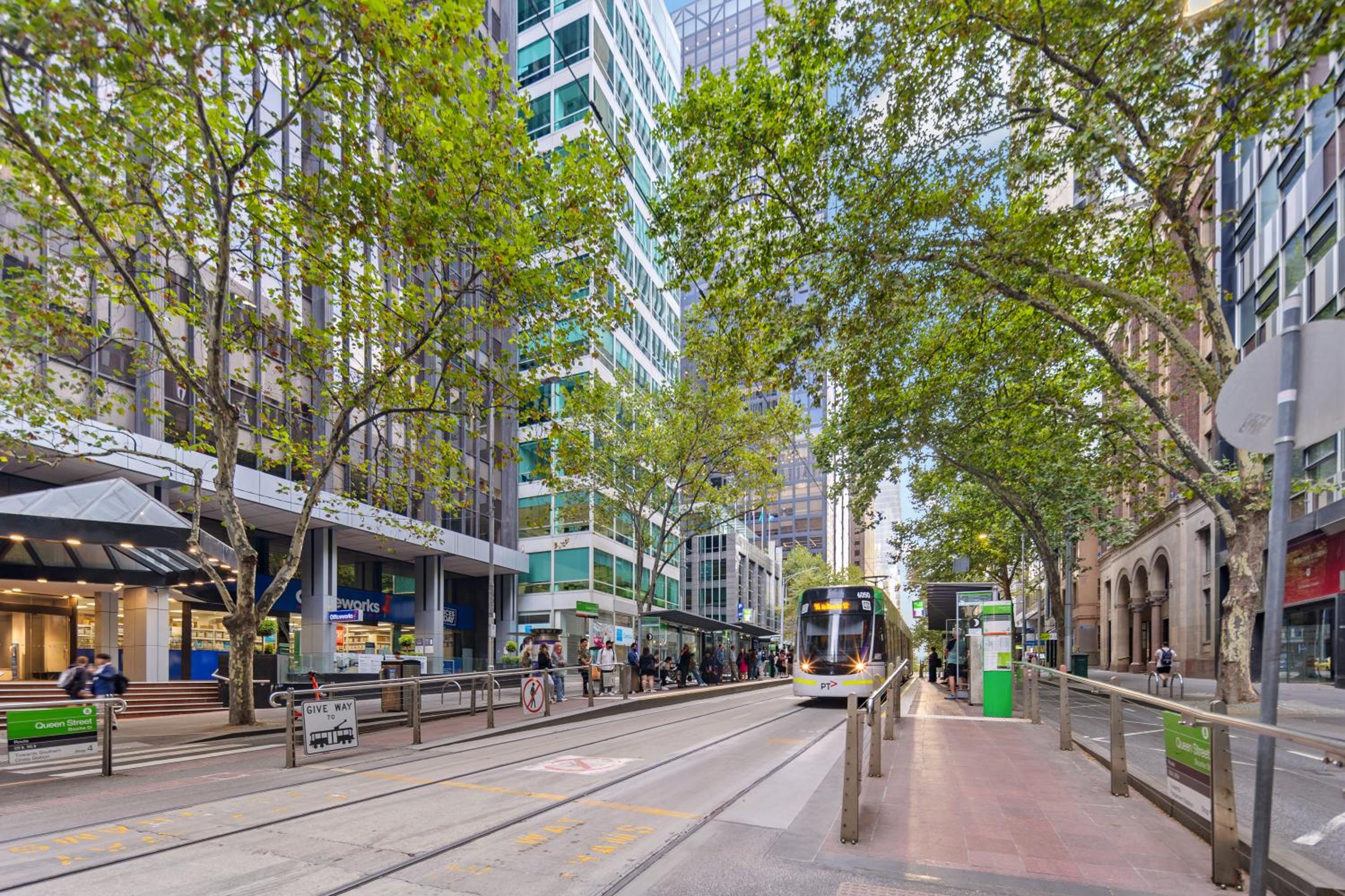 Melbourne City Suites