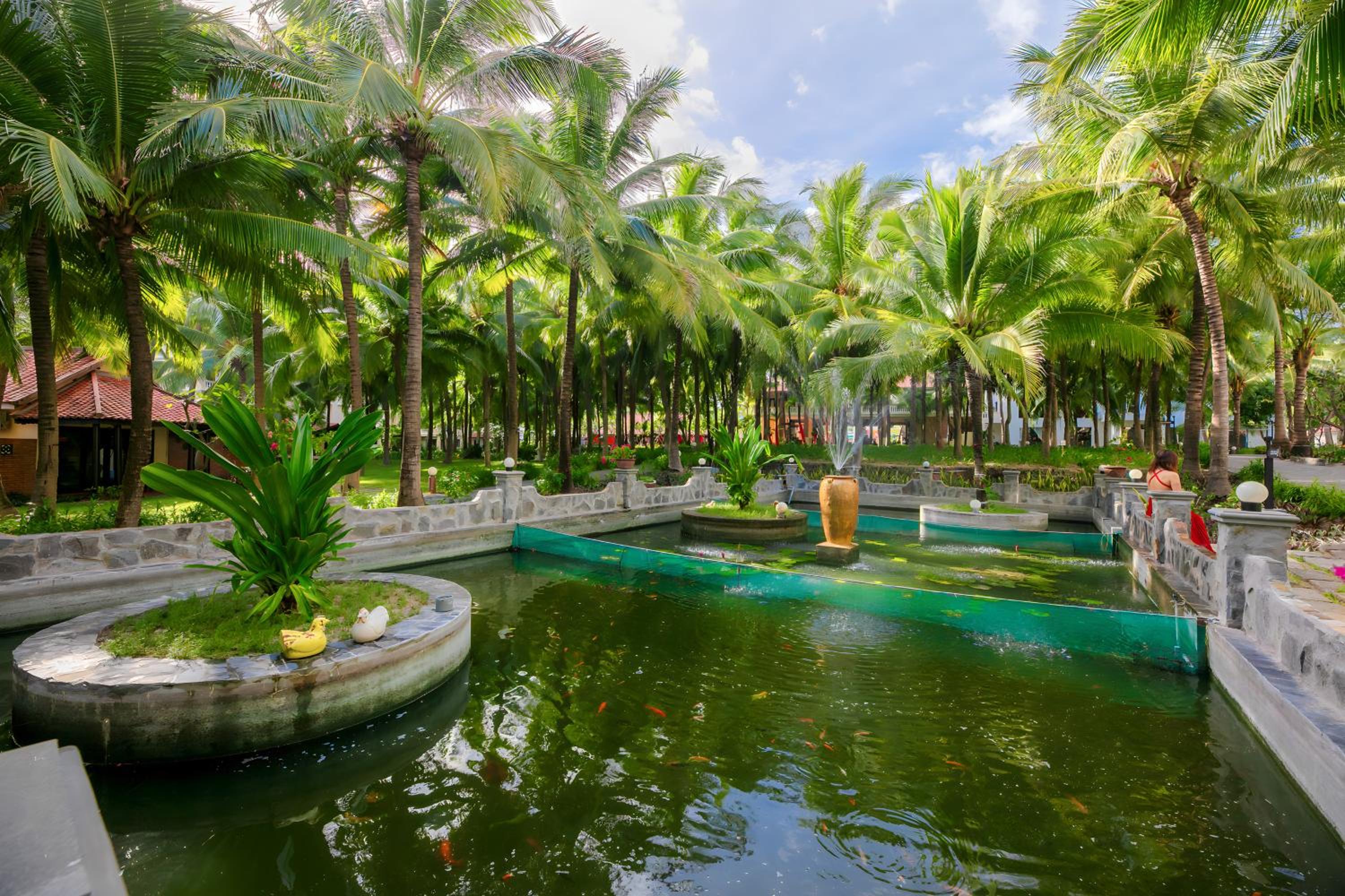 Sea Lion Beach Resort Mui Ne