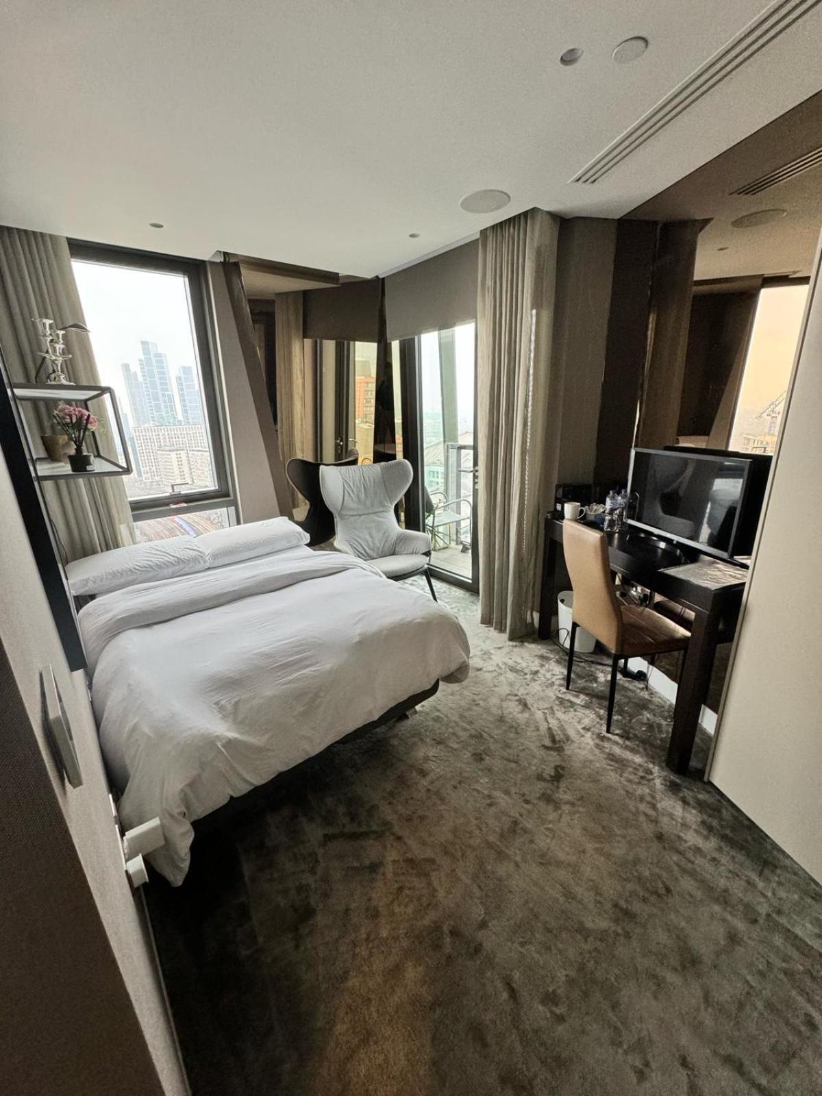 Parliament House - Luxury Penthouse