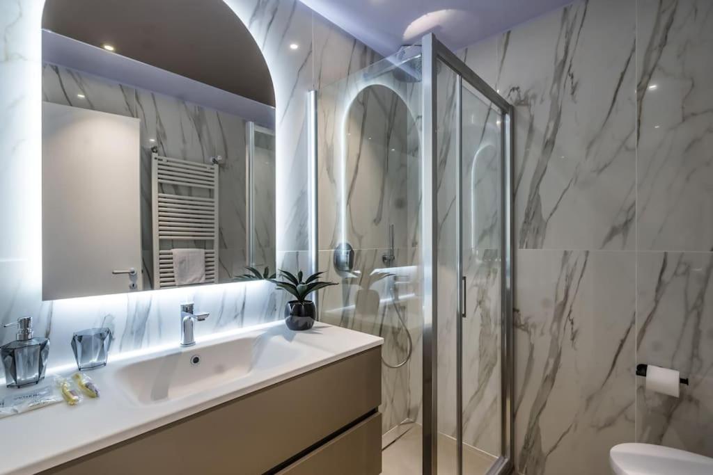 [Duomo Center] Two-room Design- Private Gym - Metro