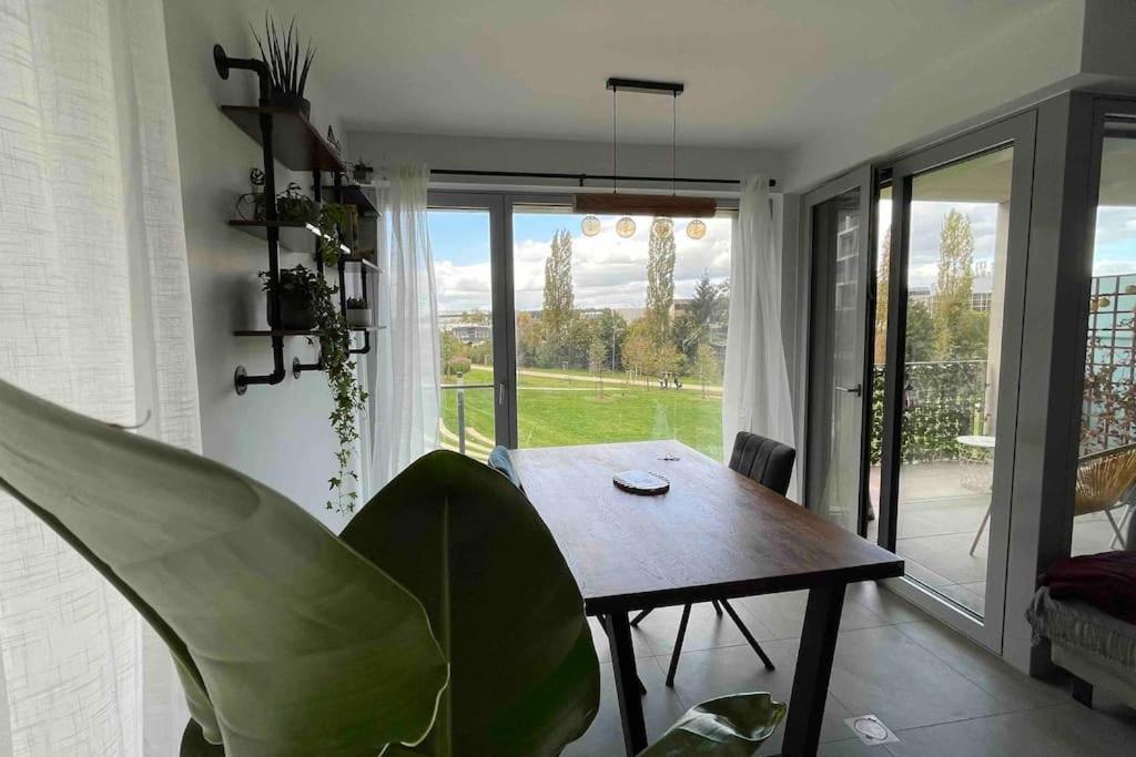 Beautiful High Standard Apartment view 3
