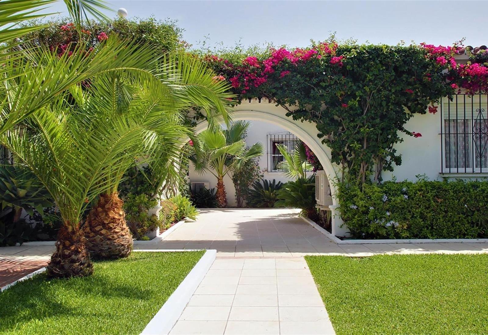 Beautiful Villa La Caracola