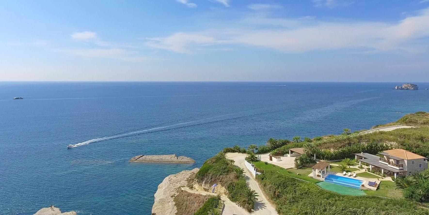 Hotel Villa Odysseus Spartia Kefalonia - Image 1