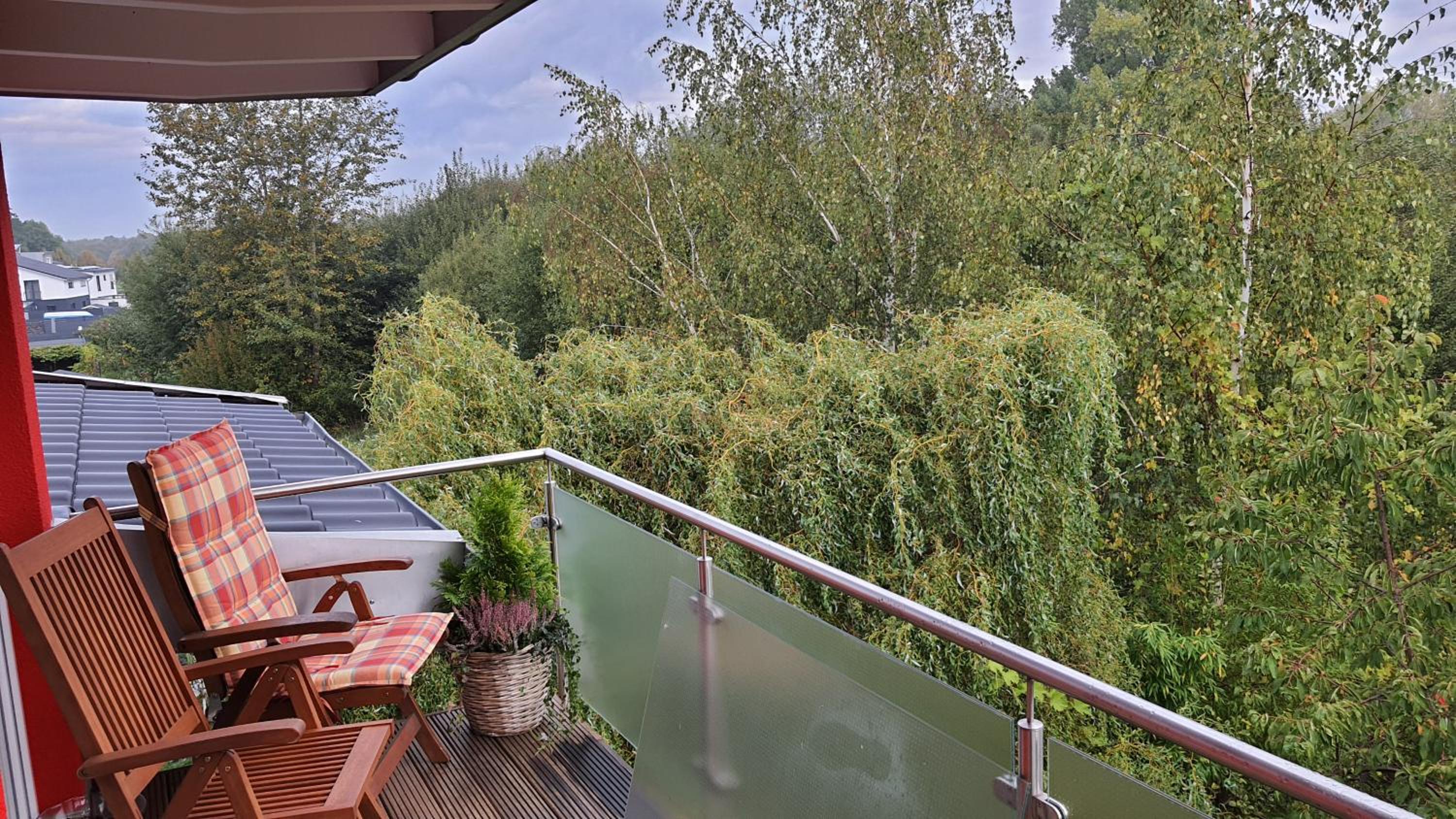 Helle Wohnung mit Balkon 120qm, 4Zimmer