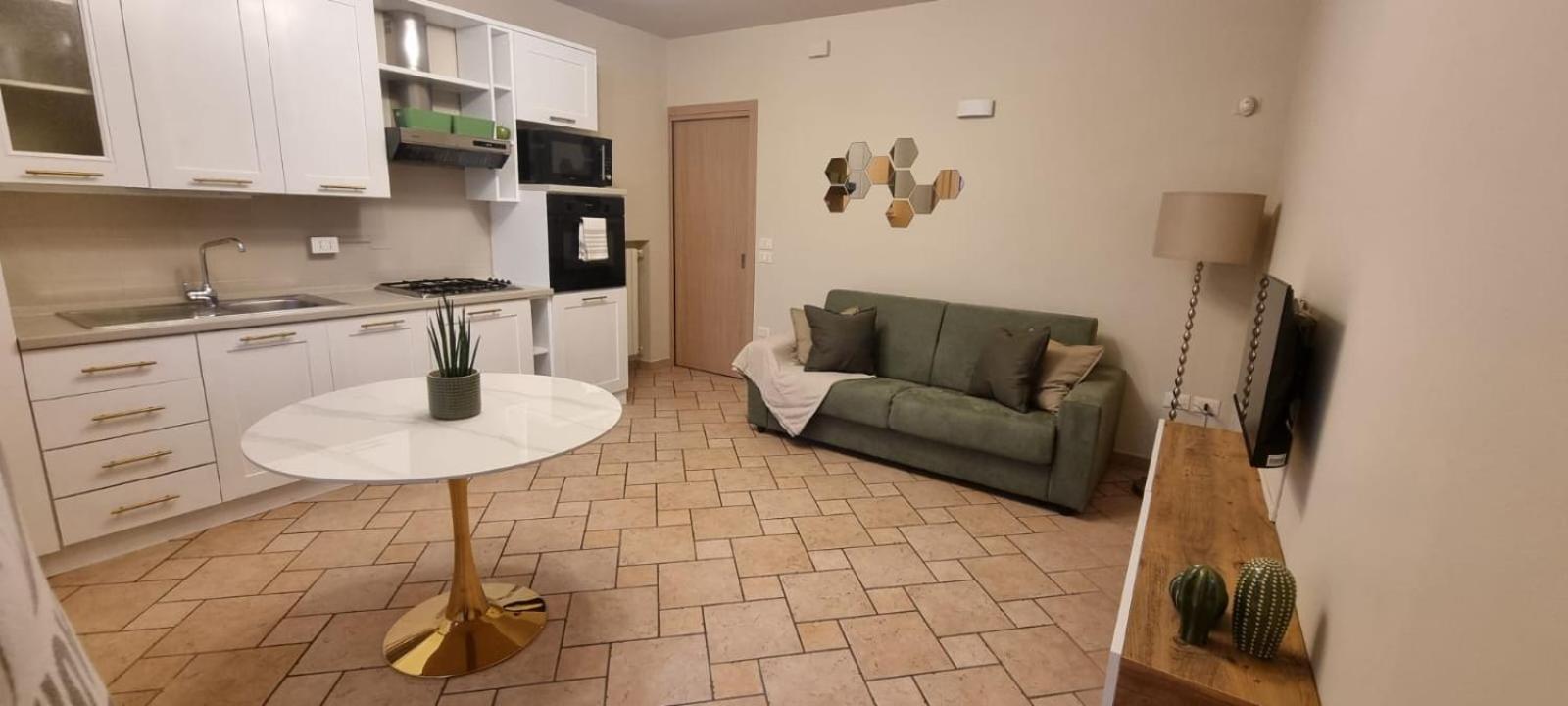 HOYA APARTMENT