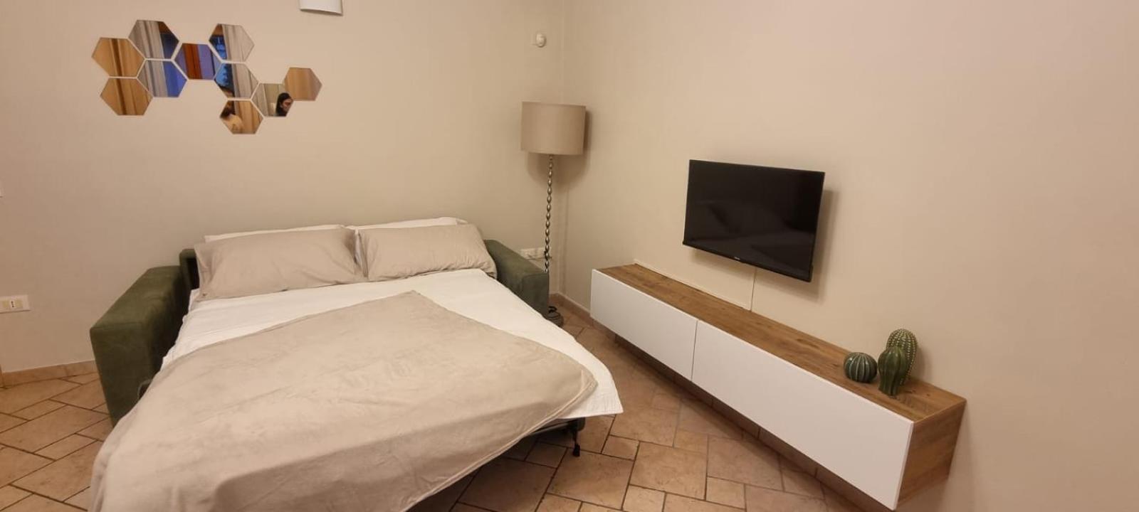 HOYA APARTMENT