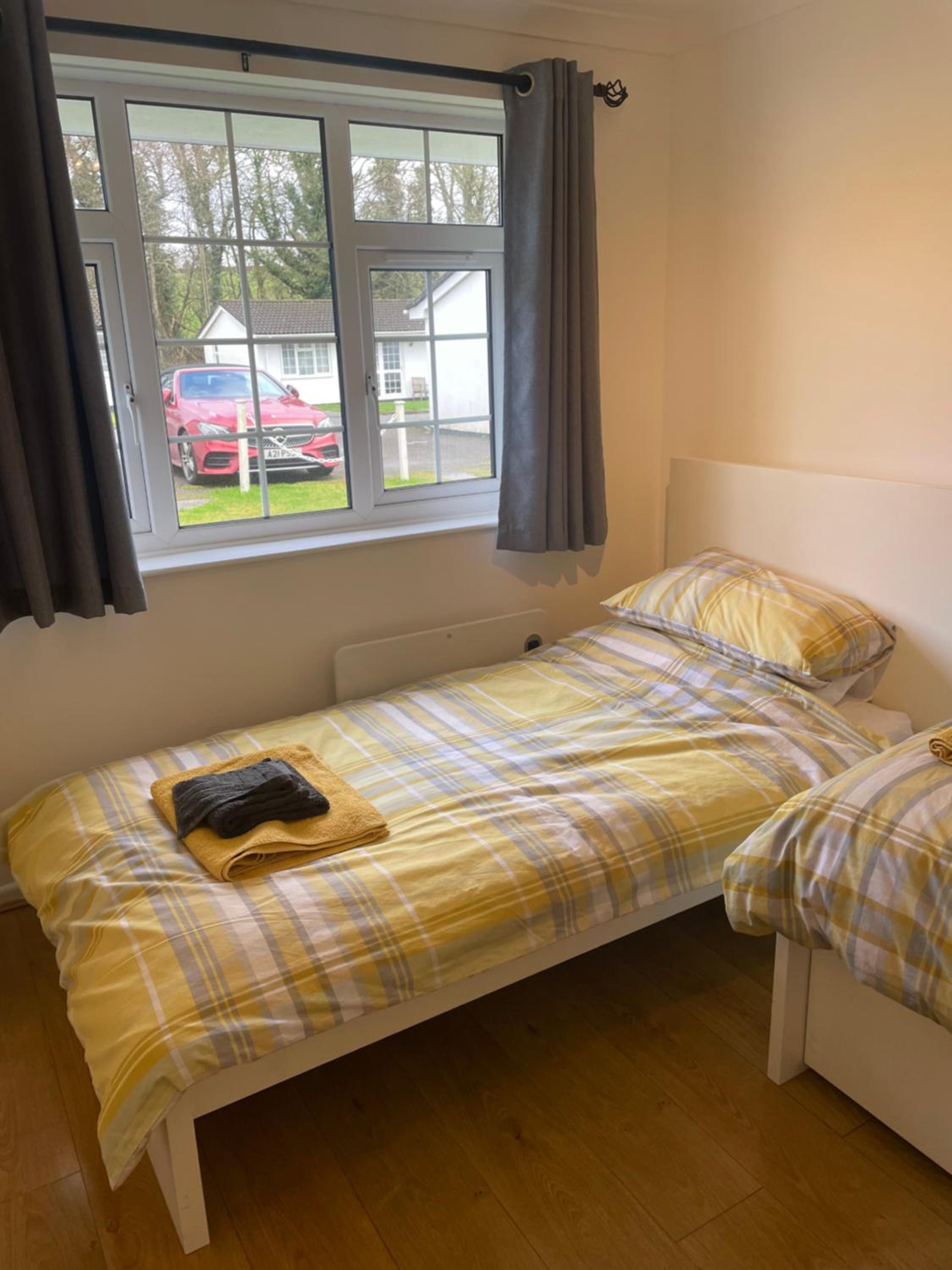 BumbleBee Lodge