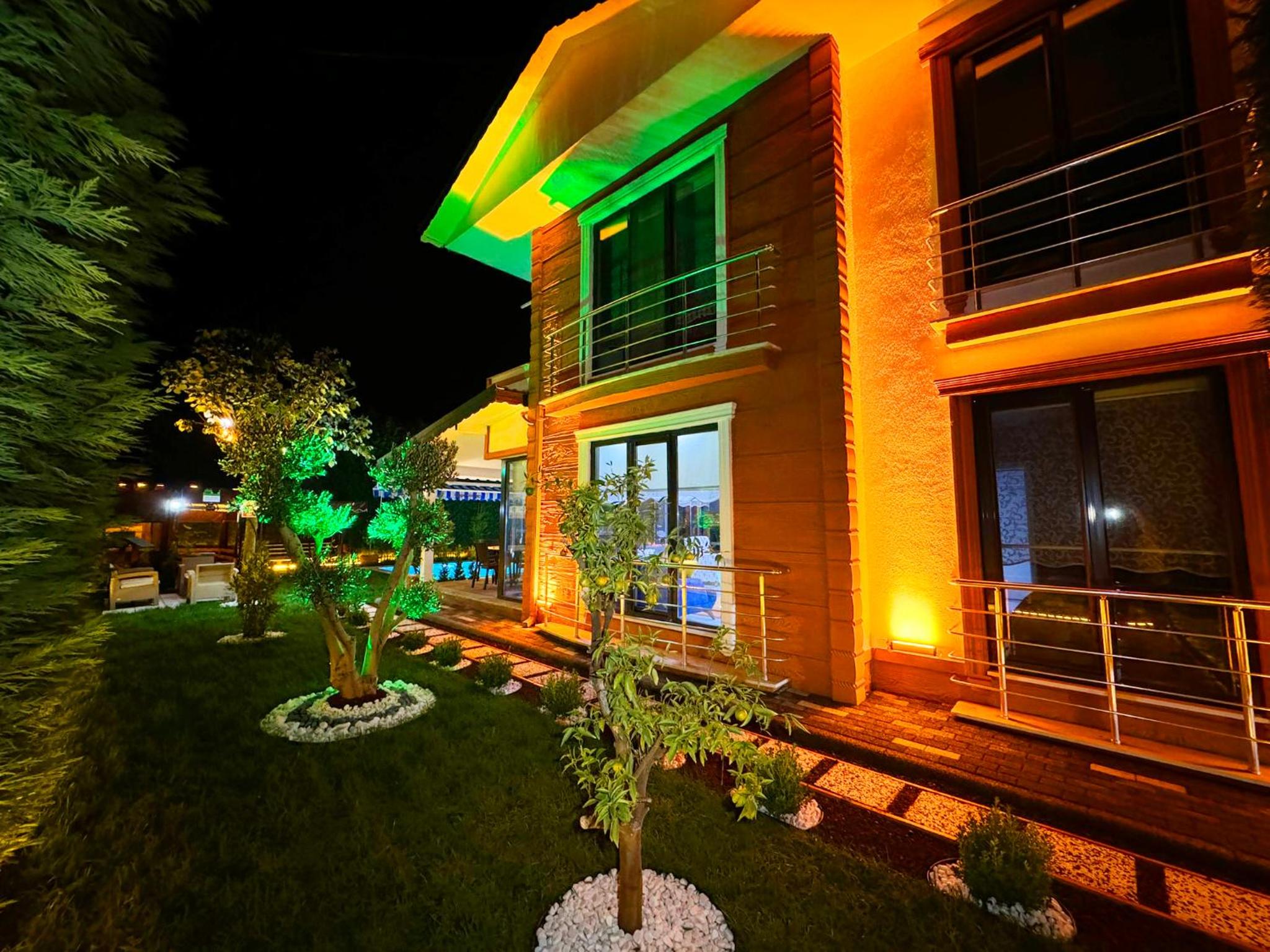 Hotel Liggo Garden Müstakil Muhafazakar Isıtmalı Havuzlu Villa - Image 1