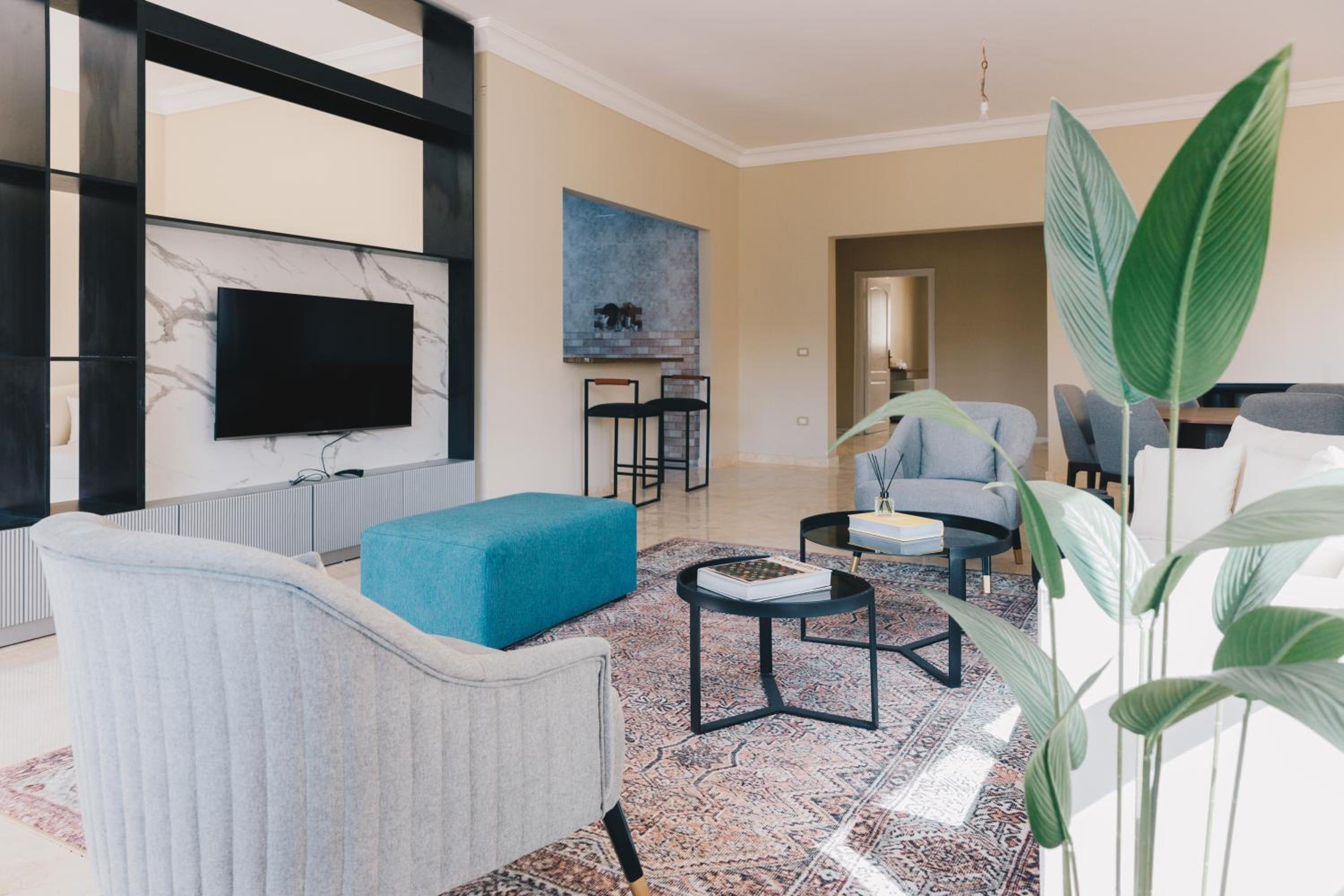 VIDA by Elegant Hospitality - near malls