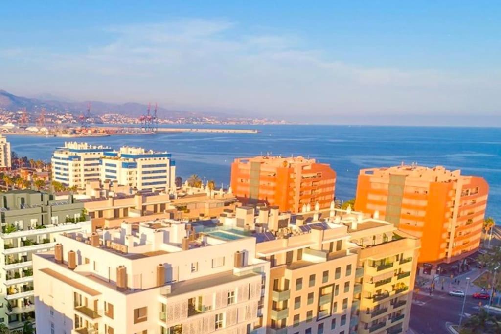 Alma Malagueña: 1era línea playa