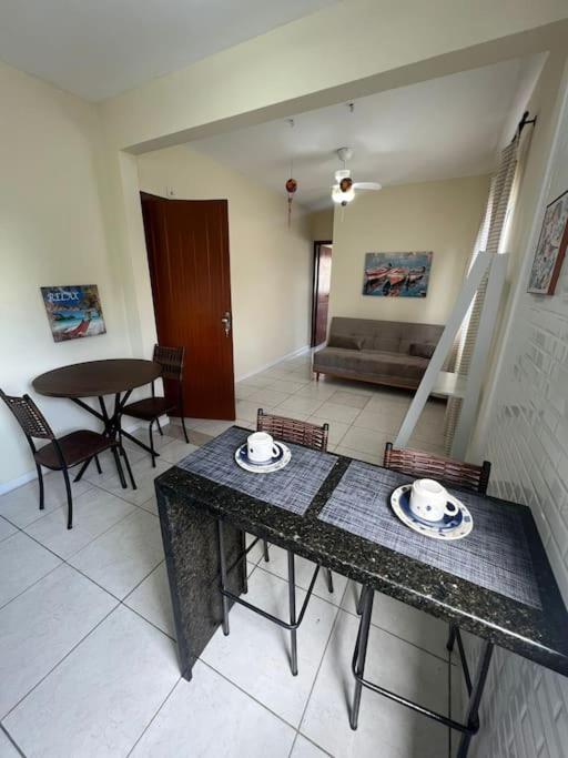 303-Apartamento Próximo ao Shopping Vila Velha