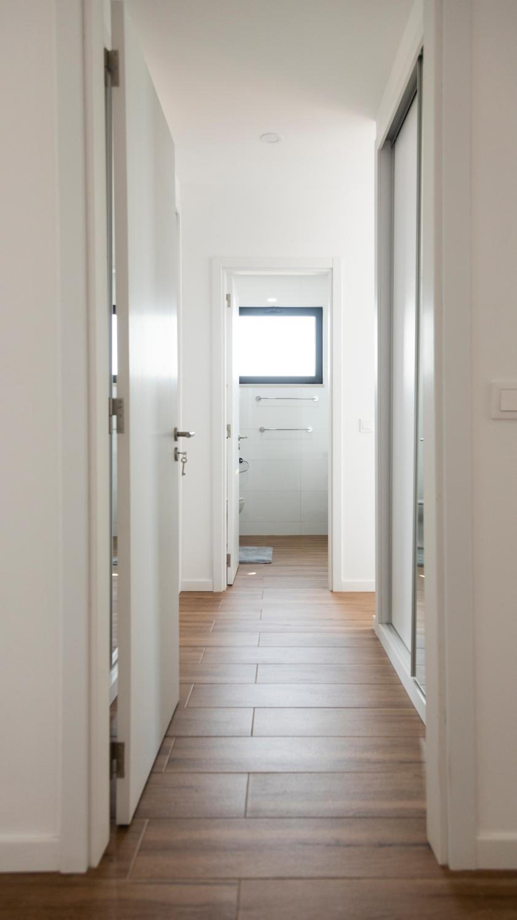 Lux 3-BR: Panoramic Sea View & Rooftop Pool