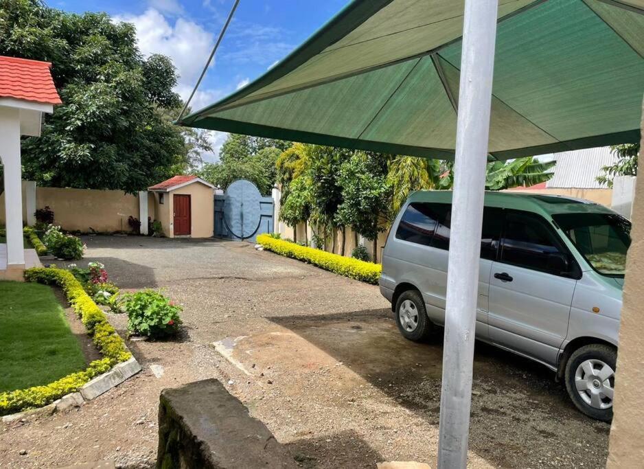 Eski Homes, Arusha