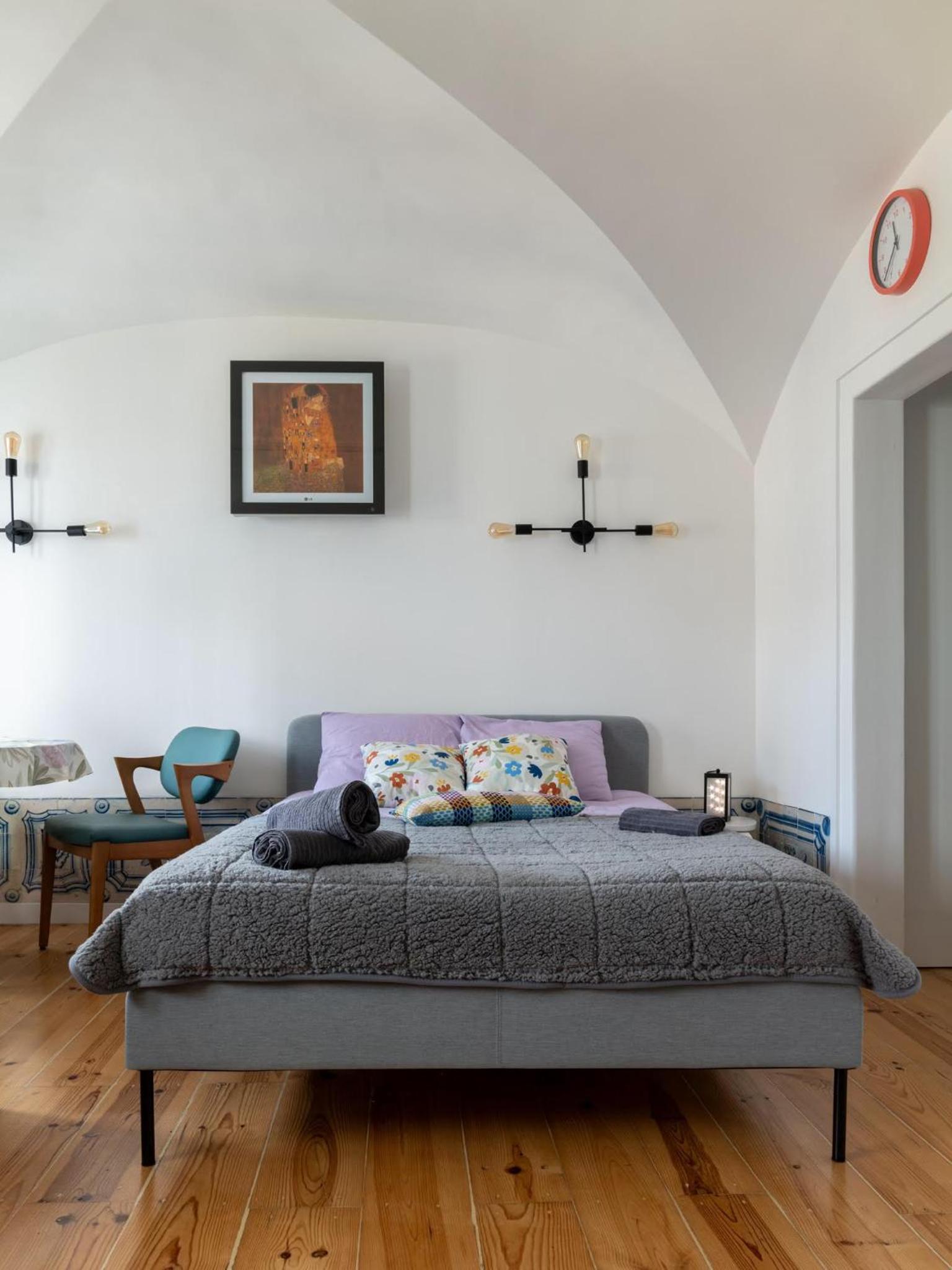 Lisbon’s Gem: Moorish Arch Studio Near River Acces view 4
