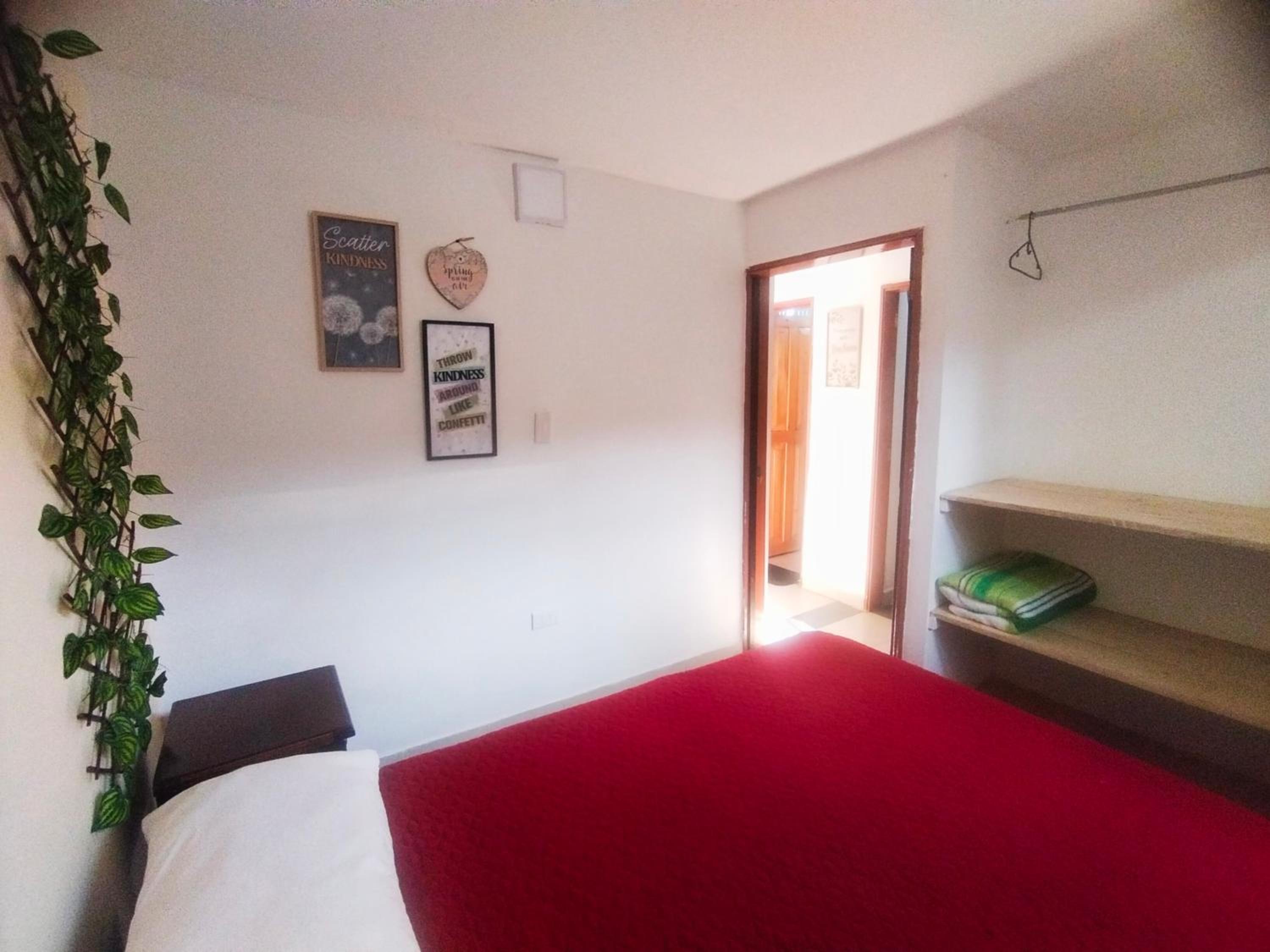 Apartamento Familiar Privado 101 Con Baño Cocina Tv Wifi Sala