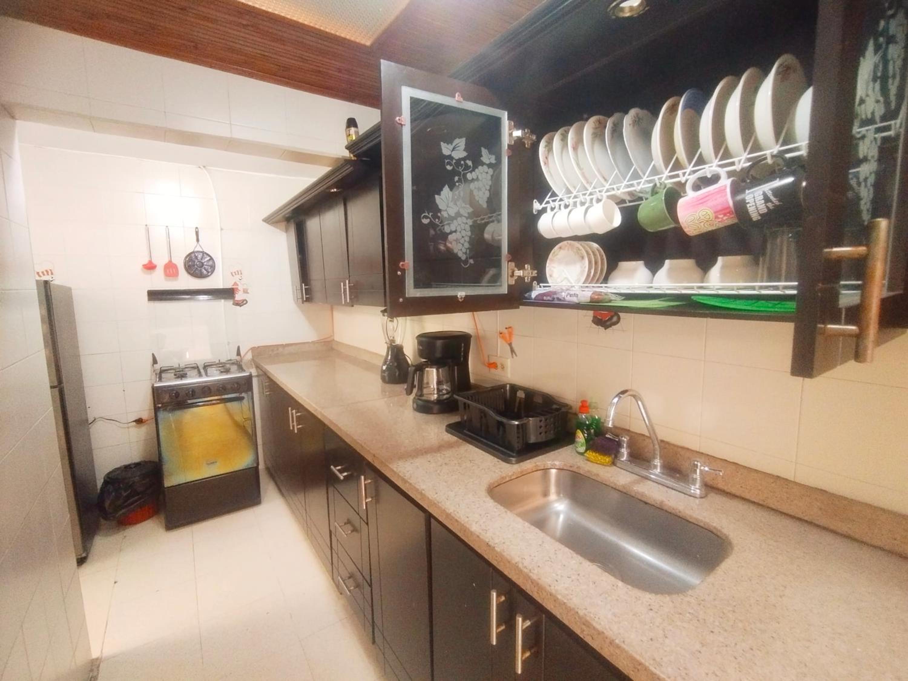 Apartamento Familiar Privado 101 Con Baño Cocina Tv Wifi Sala