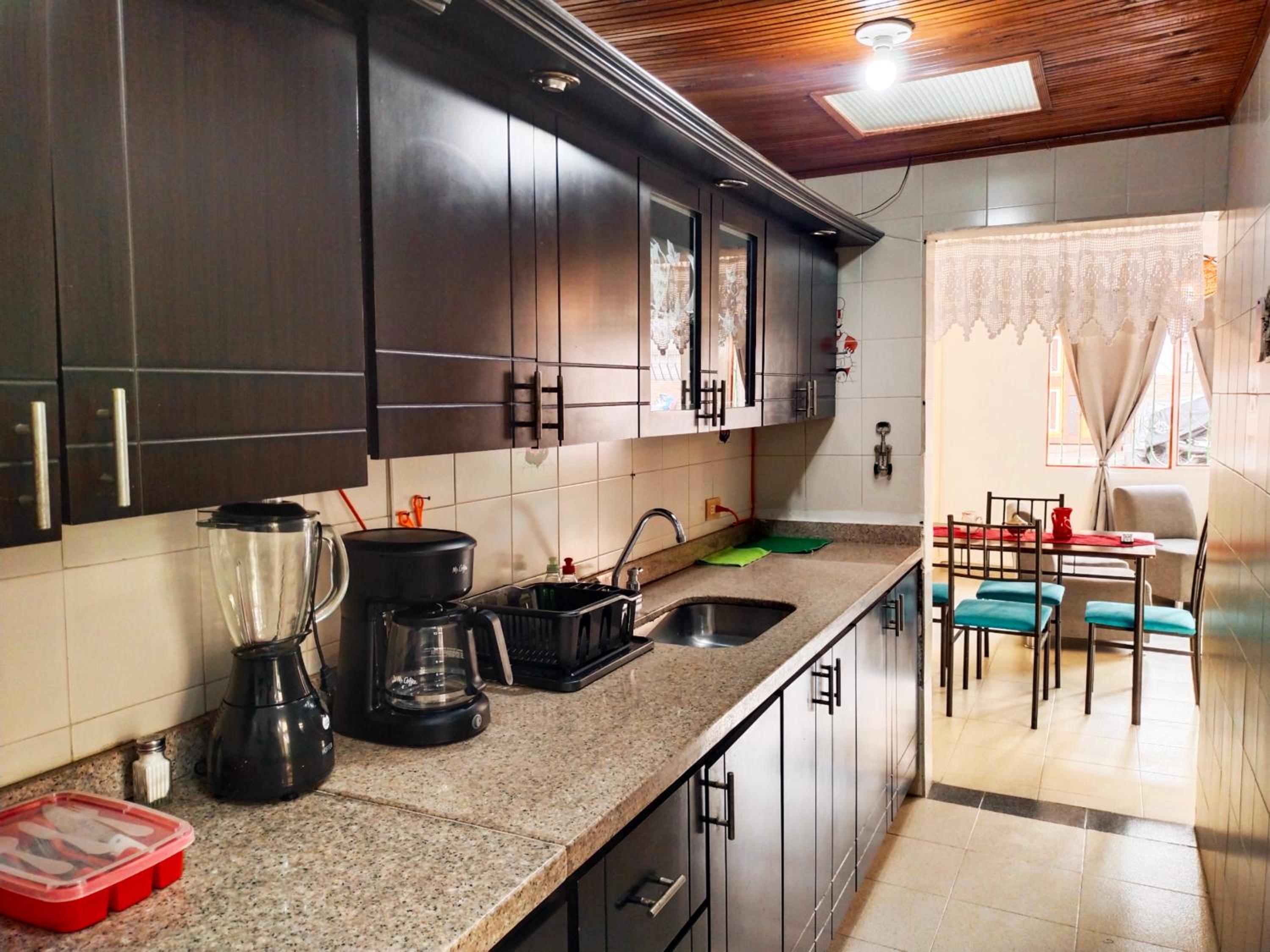 Apartamento Familiar Privado 101 Con Baño Cocina Tv Wifi Sala