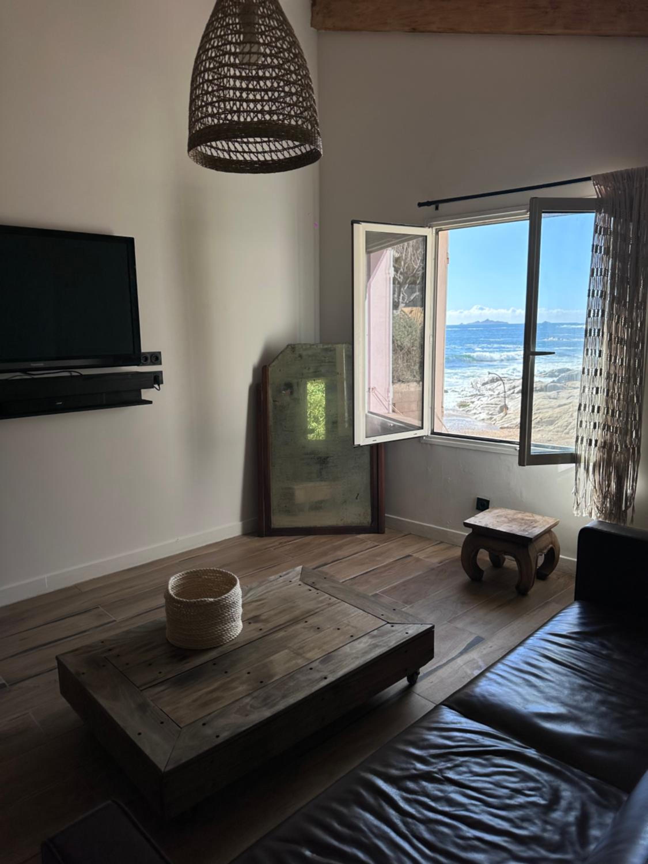 Casa Mare, CABANON SUR LA PLAGE à Ajaccio vue sanguinaires