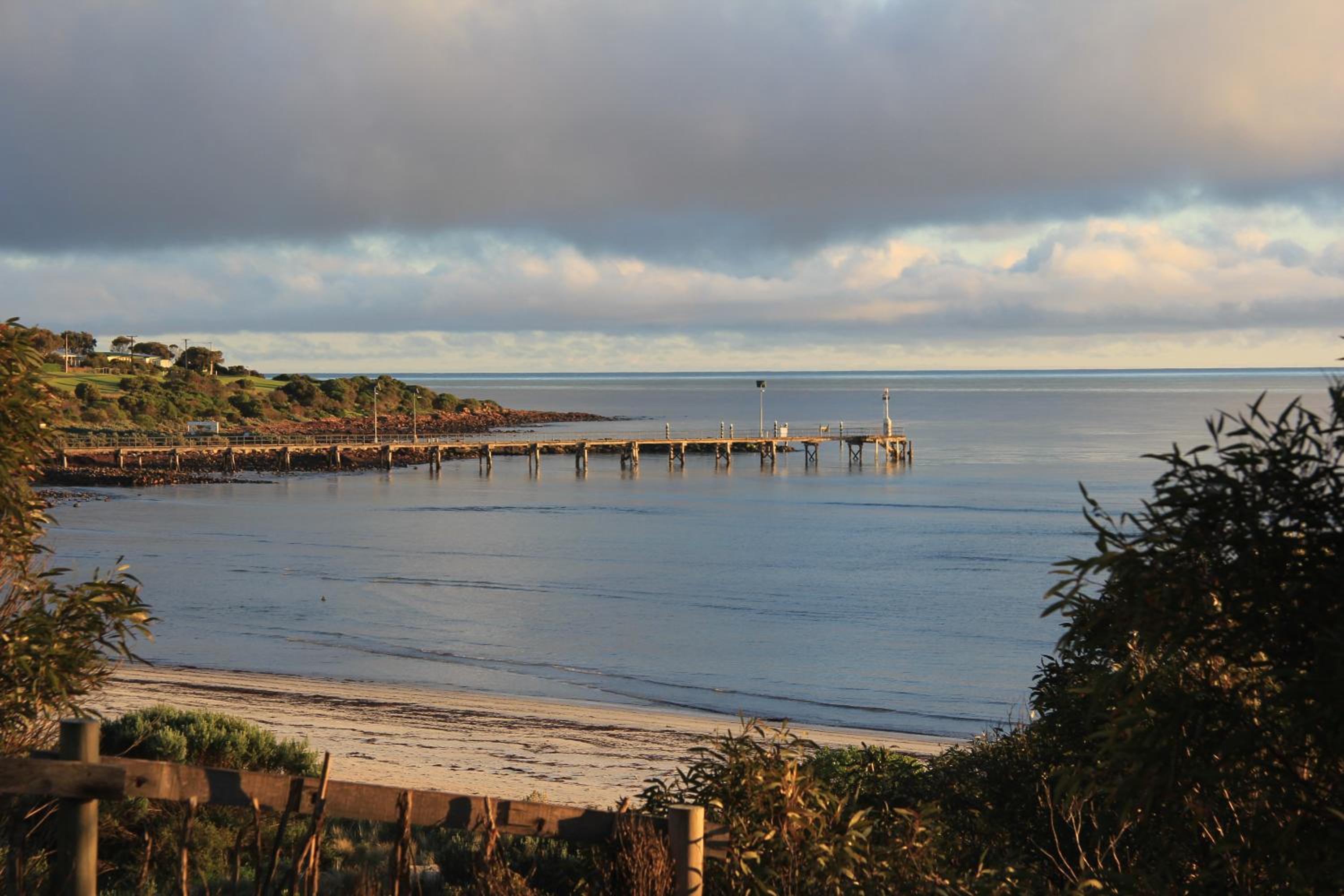 Emu Bay Stay