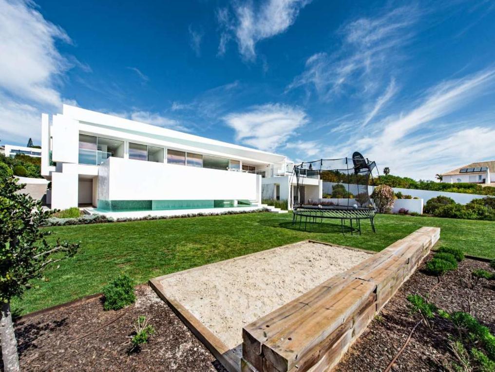 Stunning Praia da Luz Villa - Villa Lagos Supreme - 4 Bedrooms - Stunning Sea Views and Ultra Modern - Algarve view 4