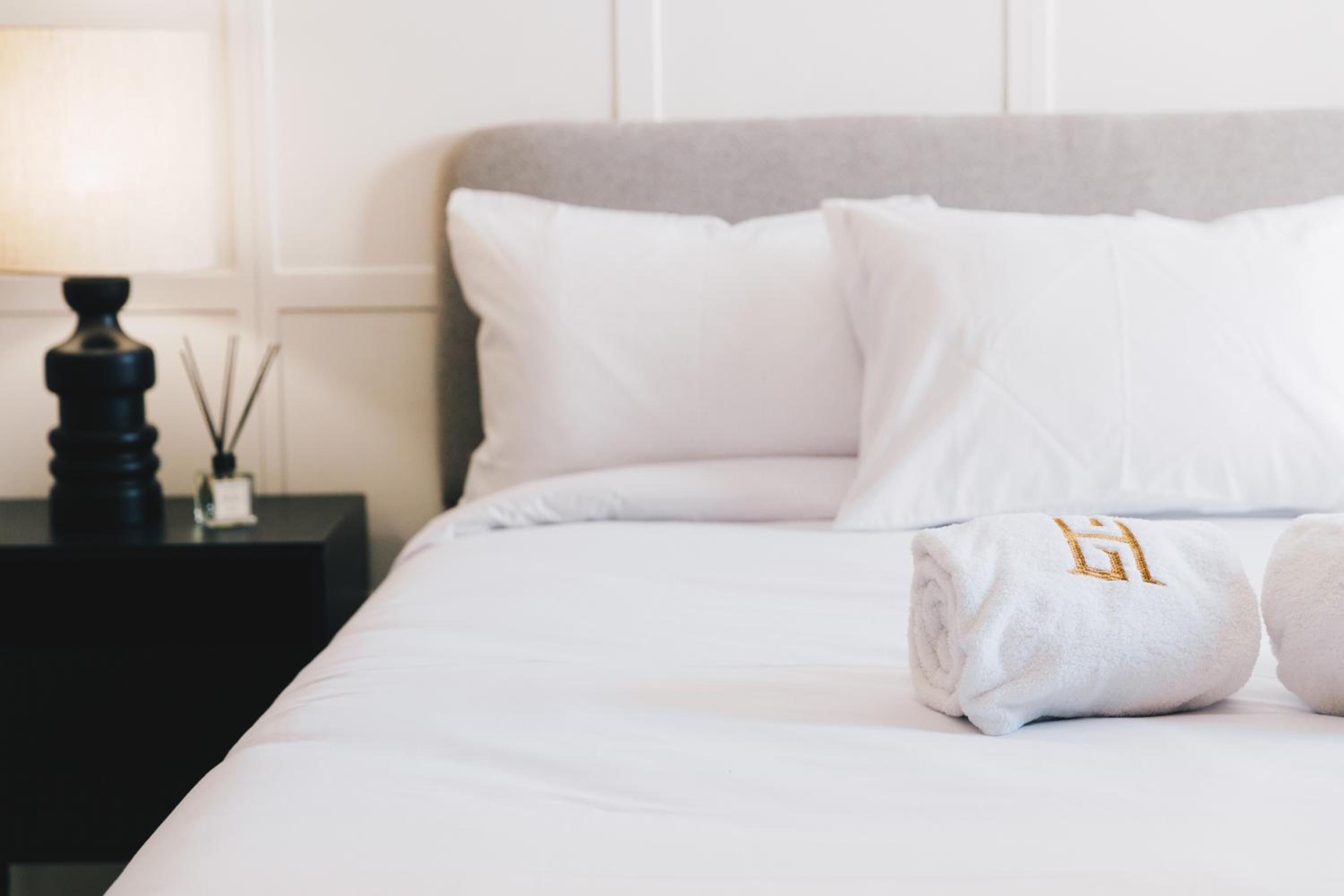 VIDA by Elegant Hospitality - near malls