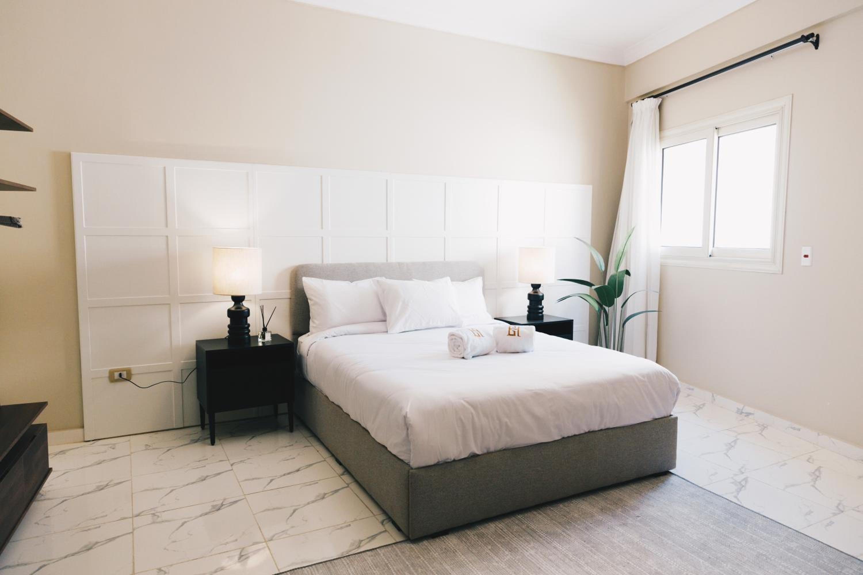 VIDA by Elegant Hospitality - near malls