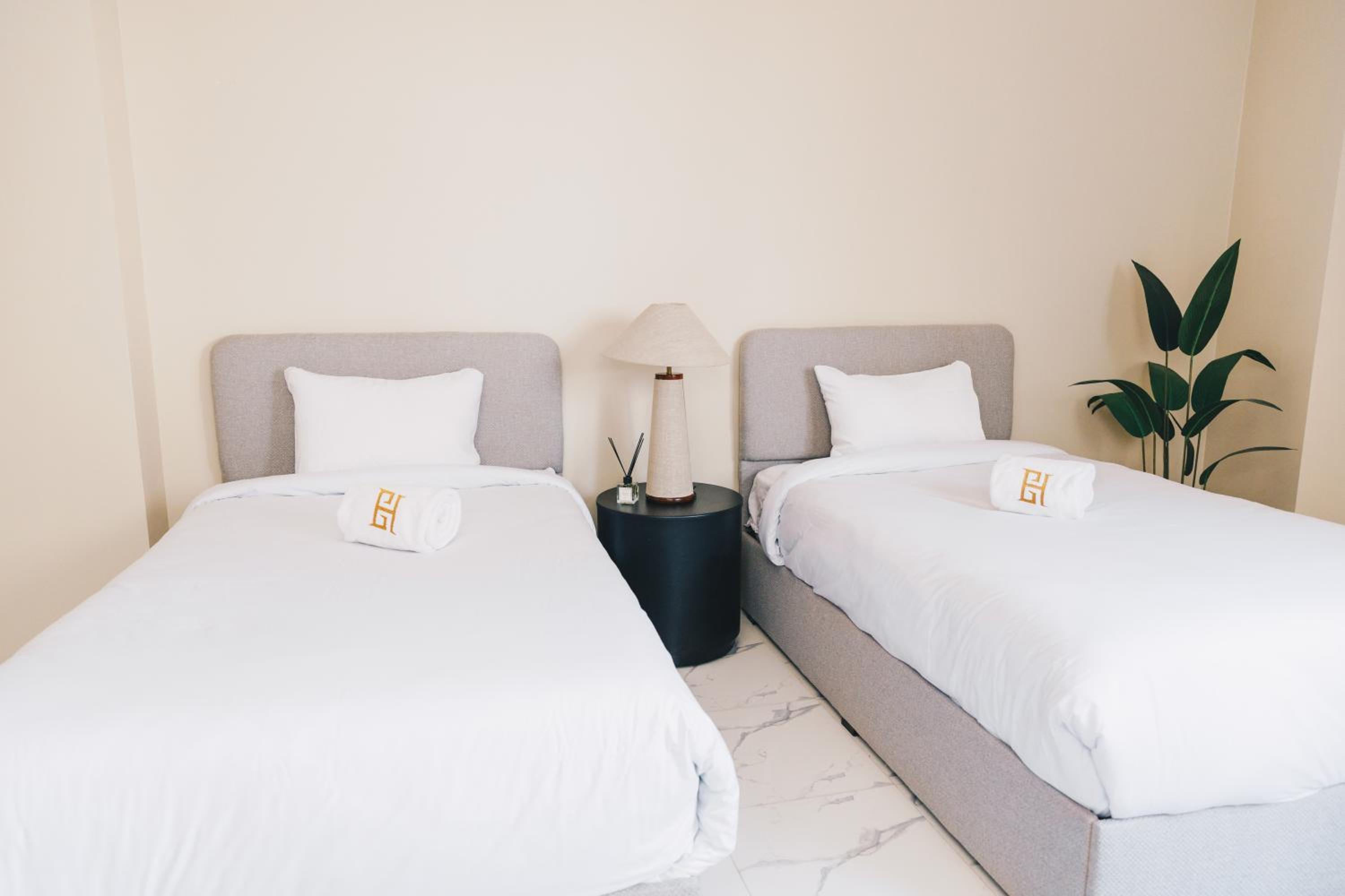 VIDA by Elegant Hospitality - near malls