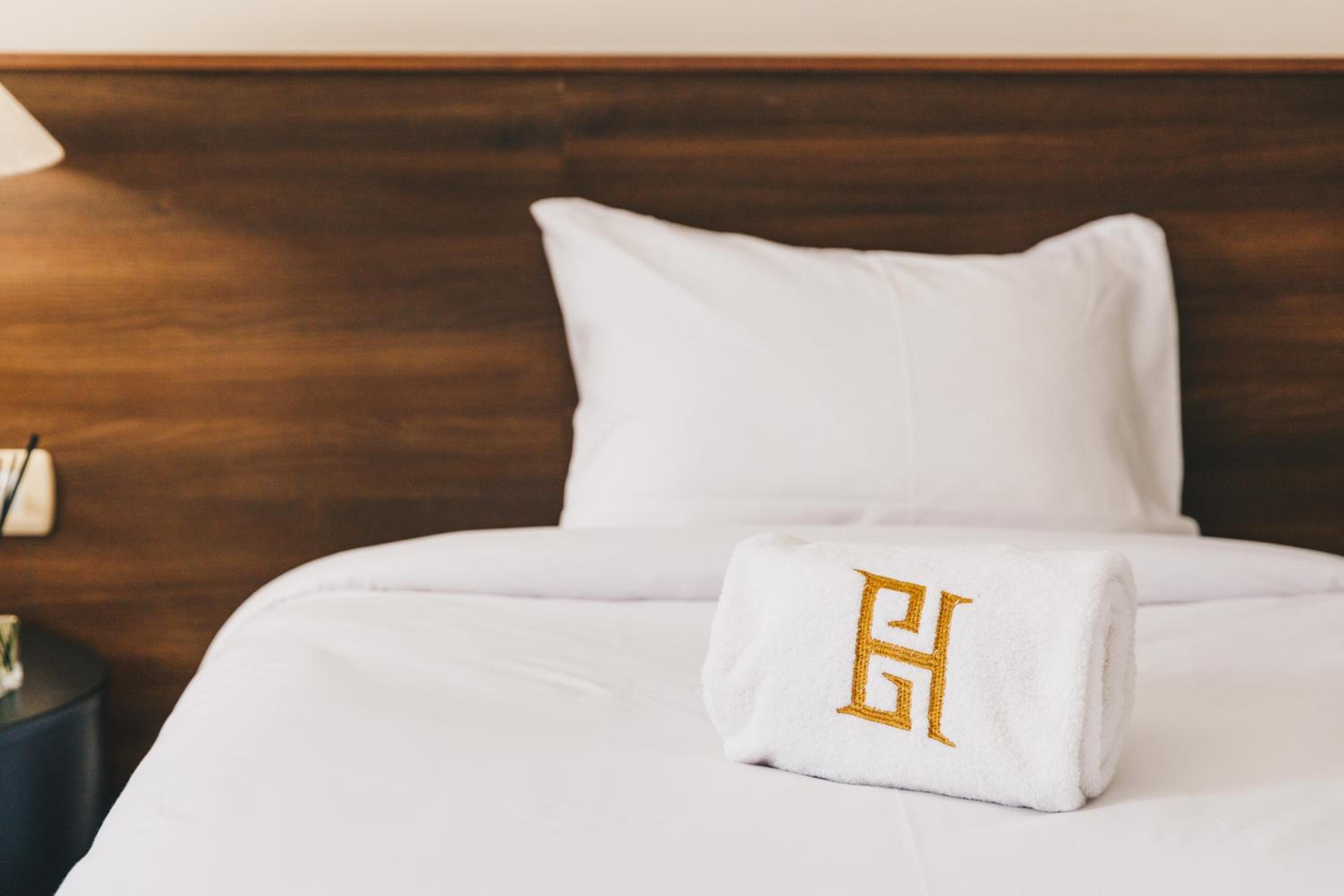 VIDA by Elegant Hospitality - near malls